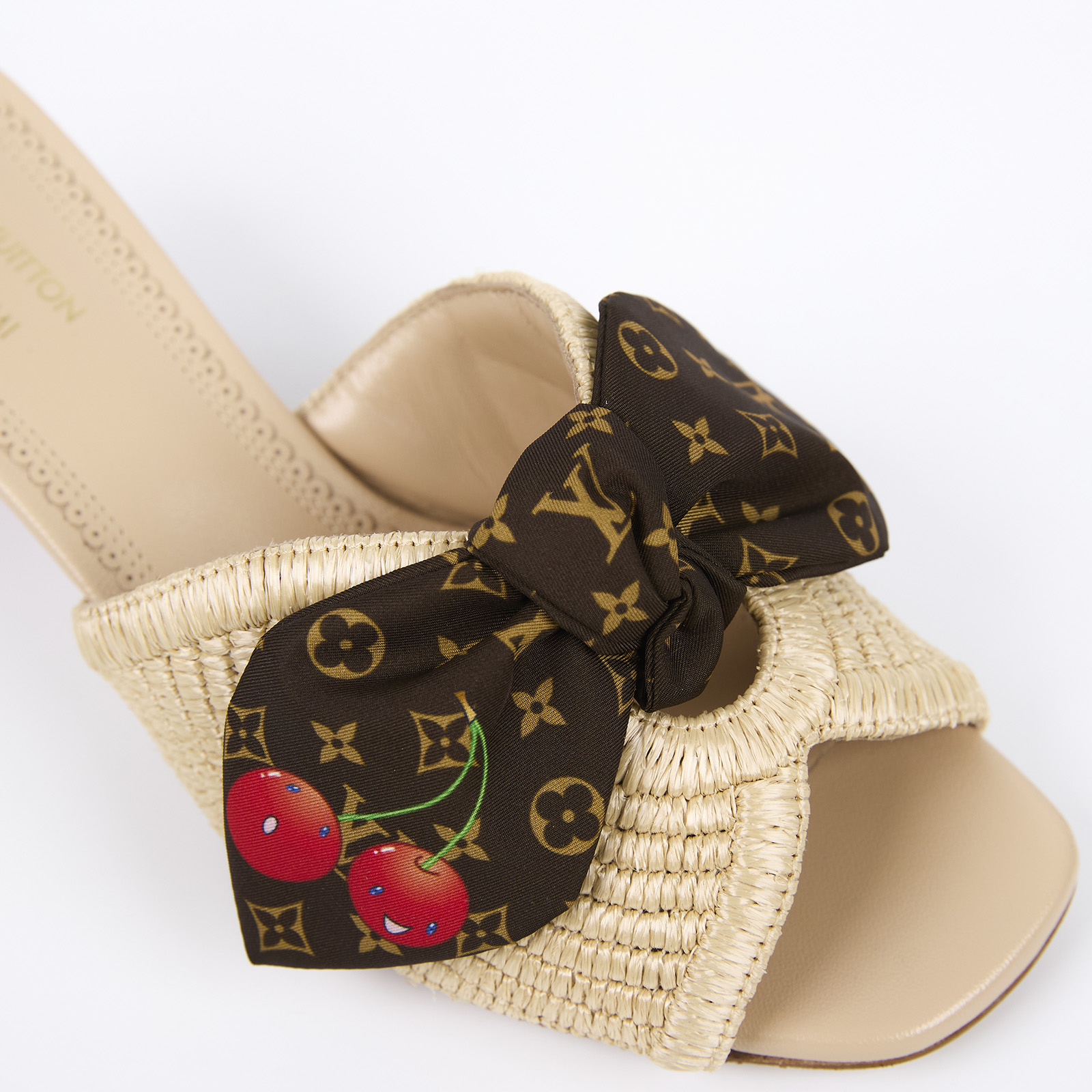 路易威登 LOUIS VUITTON 村上隆聯名 Cherie 涼鞋 1AHLSA 櫻桃涼鞋 #36 無附屬品