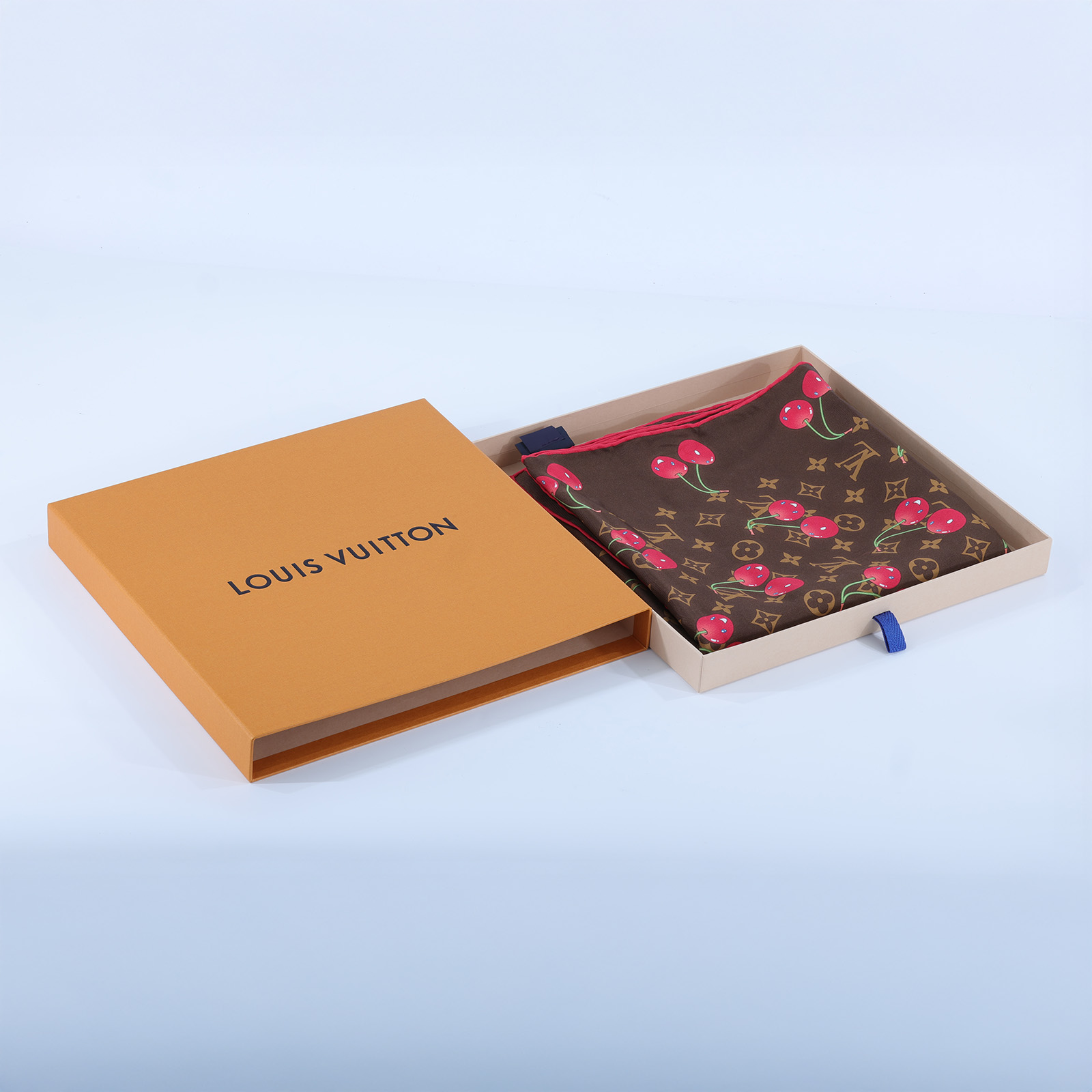 路易威登LOUIS VUITTON Monogram Cerise 90 方巾村上隆聯名M96094 棕原