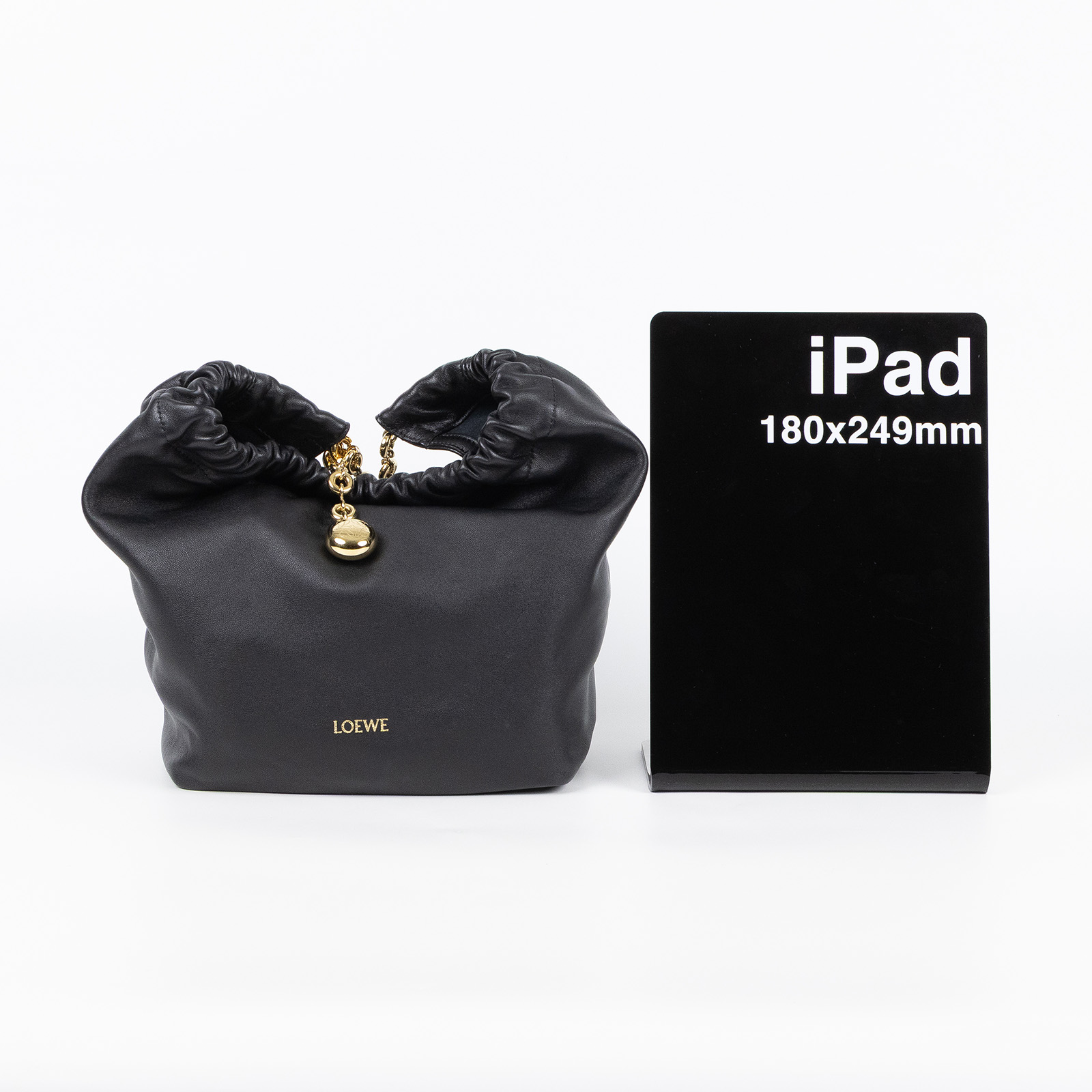 羅意威 LOEWE Squeeze 包款 小型 柔軟納帕小羊皮  A914NCHX01  防塵袋/購買證明/金屬背帶/帆布背帶