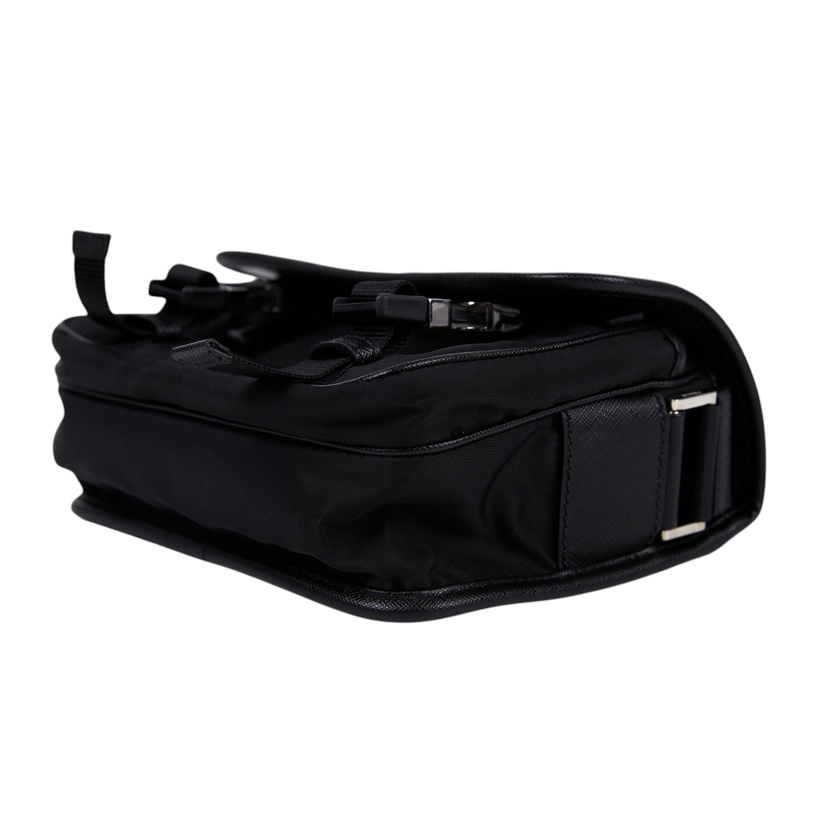 普拉達 PRADA Re-Nylon Saffiano 皮革肩背袋 2VD034_2DMH 黑尼龍掀蓋郵差包 無附屬品