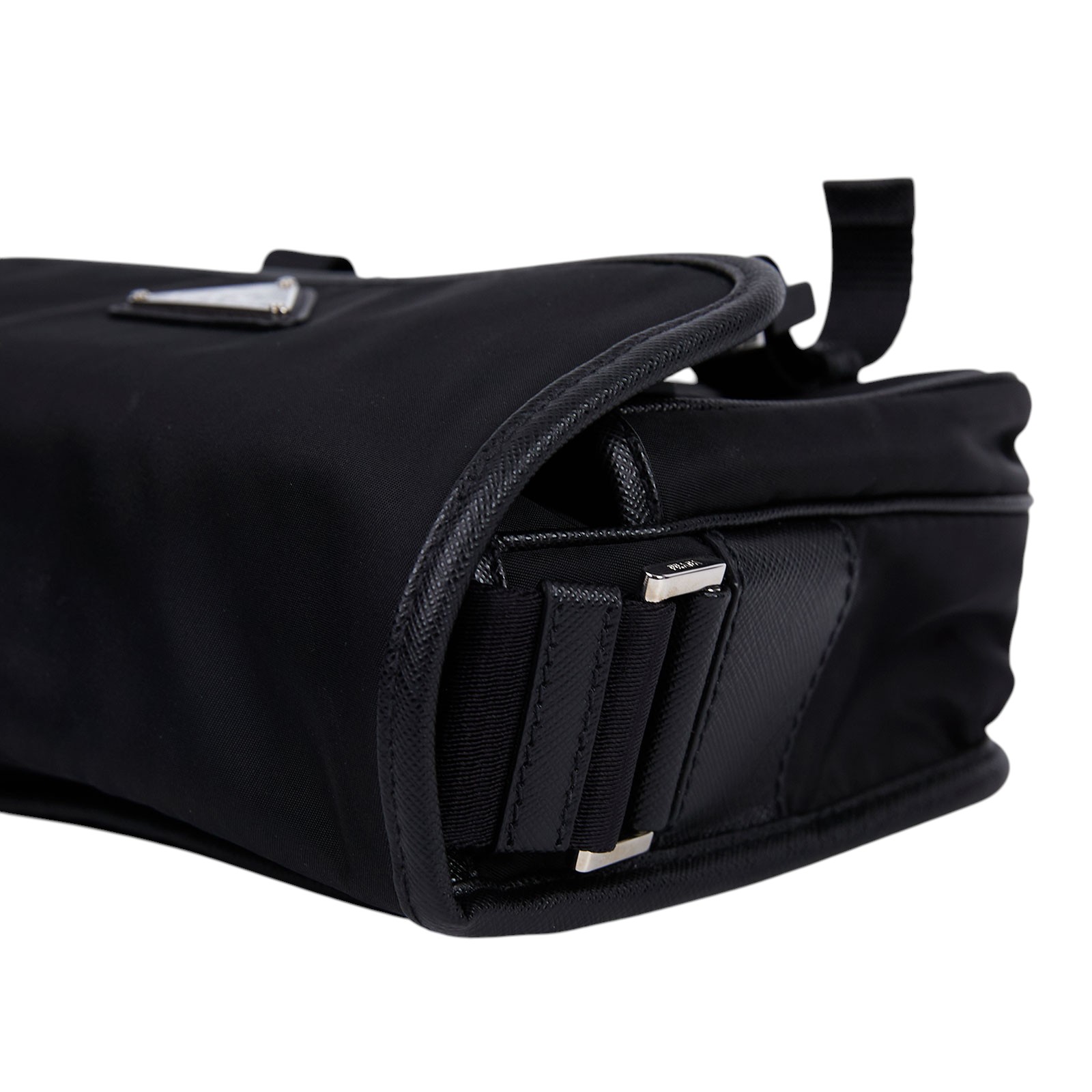 普拉達 PRADA Re-Nylon Saffiano 皮革肩背袋 2VD034_2DMH 黑尼龍掀蓋郵差包 無附屬品