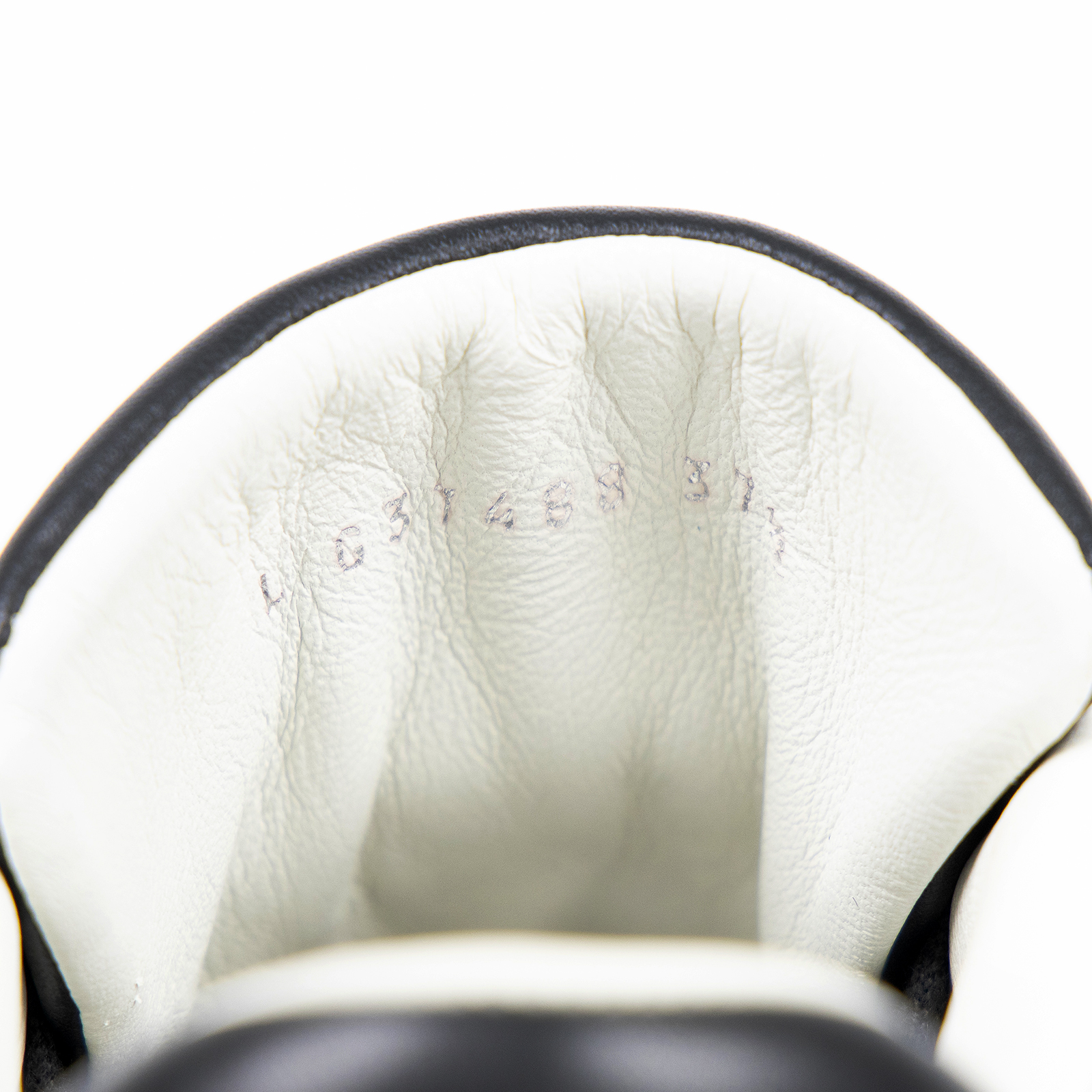 香奈兒 CHANEL 運動鞋 G37488_375 黑白休閒鞋#37.5 防塵袋