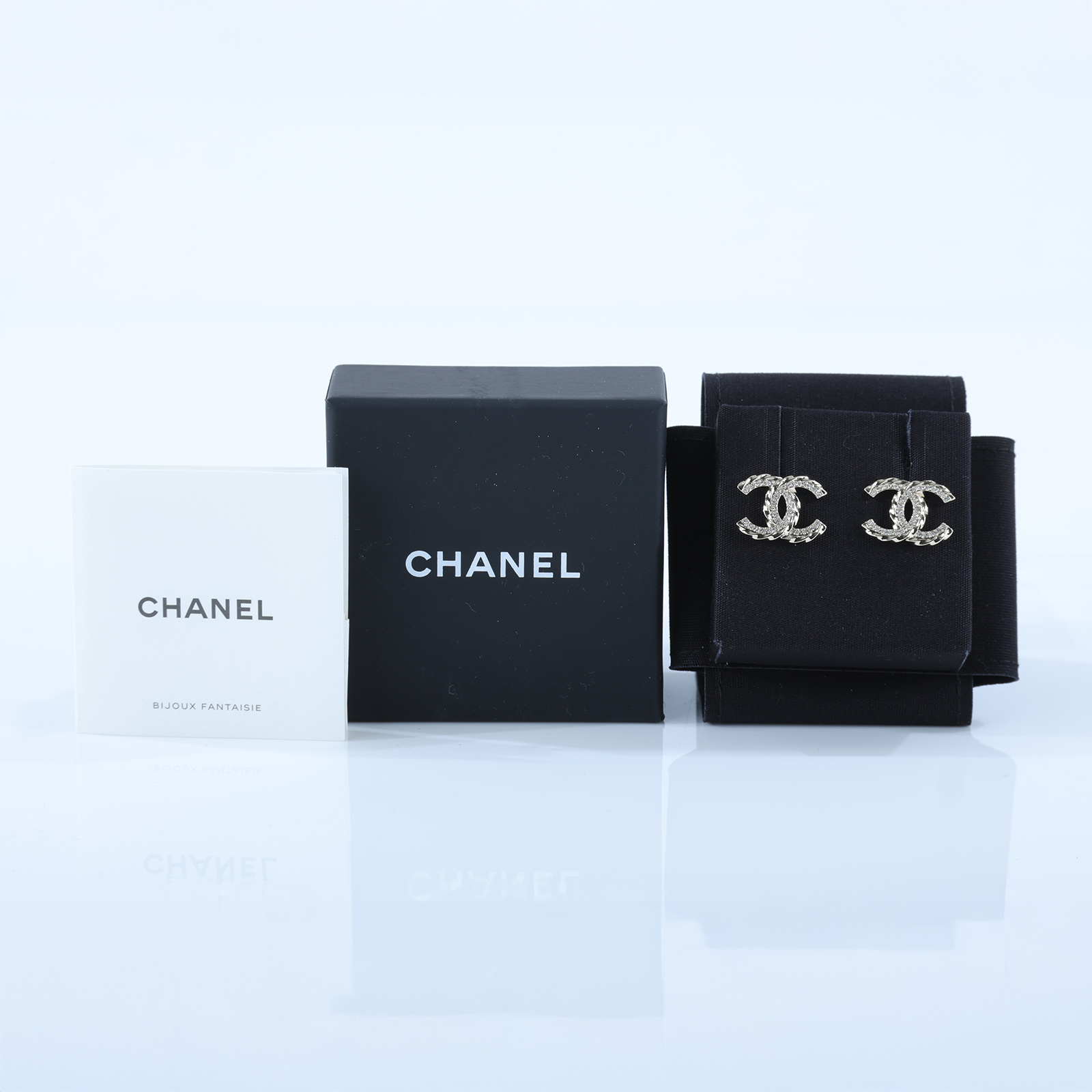 香奈兒 CHANEL 雙C LOGO 耳環 金色 B24 V 金色雙C耳環 原廠盒子
