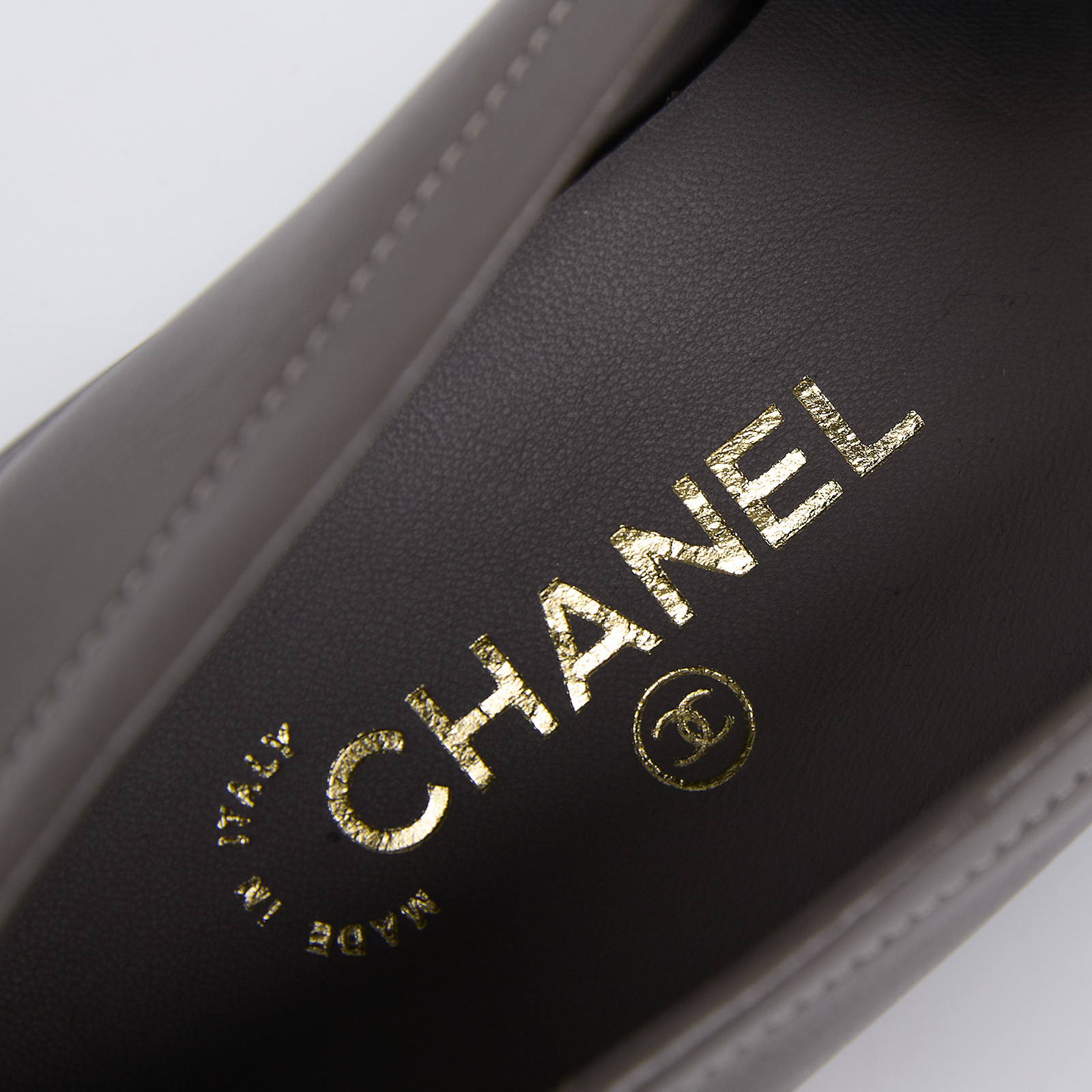 香奈兒 CHANEL 24B 全字母 大金屬款 Loafer 樂福鞋 厚底  G45788_39 灰樂福鞋#39 防塵袋