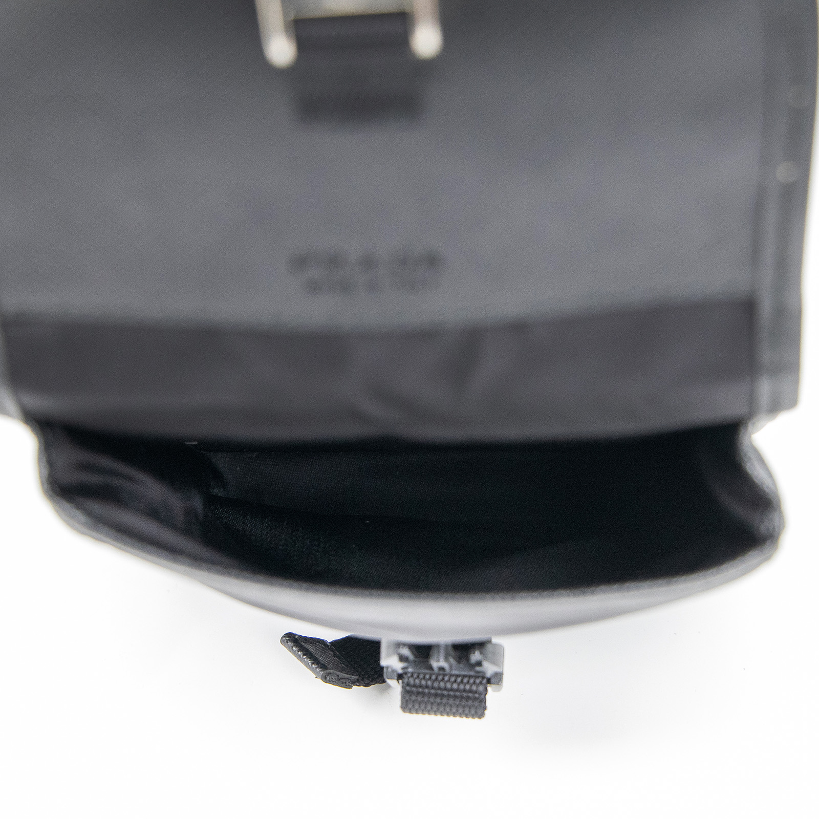 普拉達 PRADA Re-Nylon Saffiano 皮革 智慧型手機 保護套 2ZH109_2DMH 黑尼龍手機包 原廠盒子/保證卡