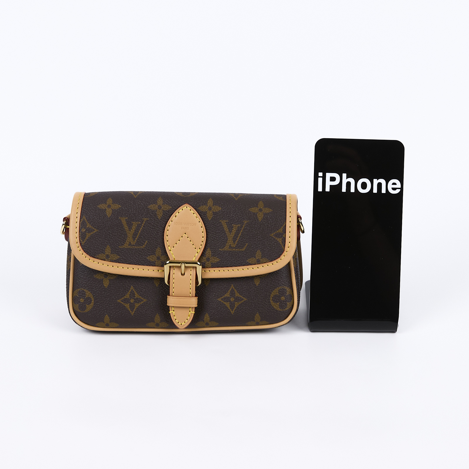 路易威登 LOUIS VUITTON Nano Diane 腋下包法棍 單肩背包 經典帆布 M83298 晶片款  原廠盒子/防塵袋/購買證明/短背帶