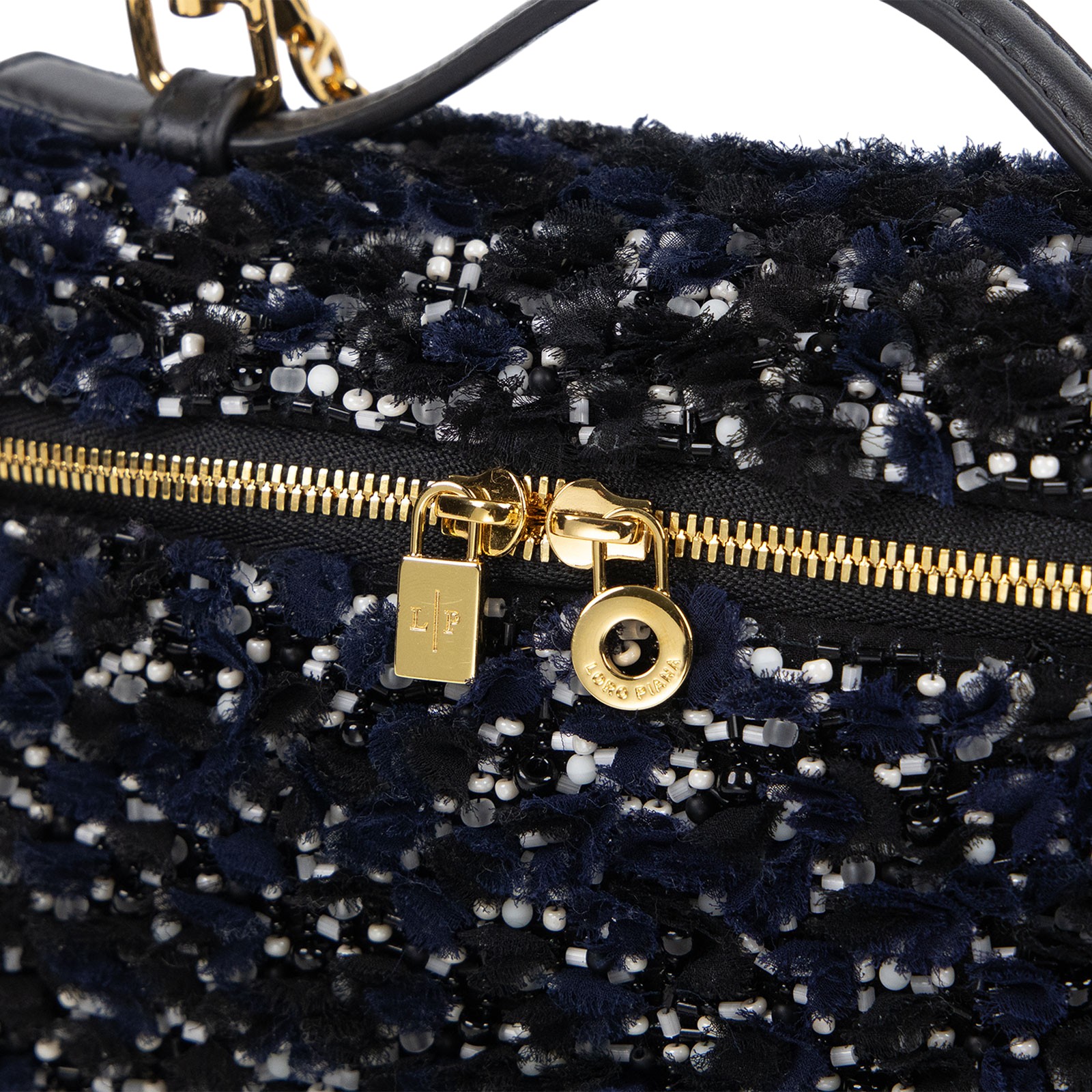 諾悠翩雅 LORO PIANA Extra Pouch L19 手拿包 FAO0756 黑藍毛尼L19包 防塵袋