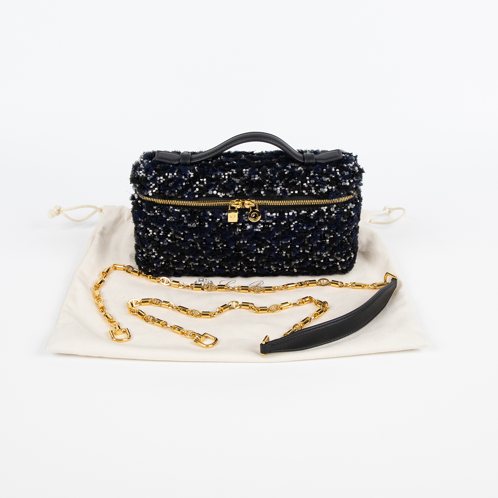 諾悠翩雅 LORO PIANA Extra Pouch L19 手拿包 FAO0756 黑藍毛尼L19包 防塵袋