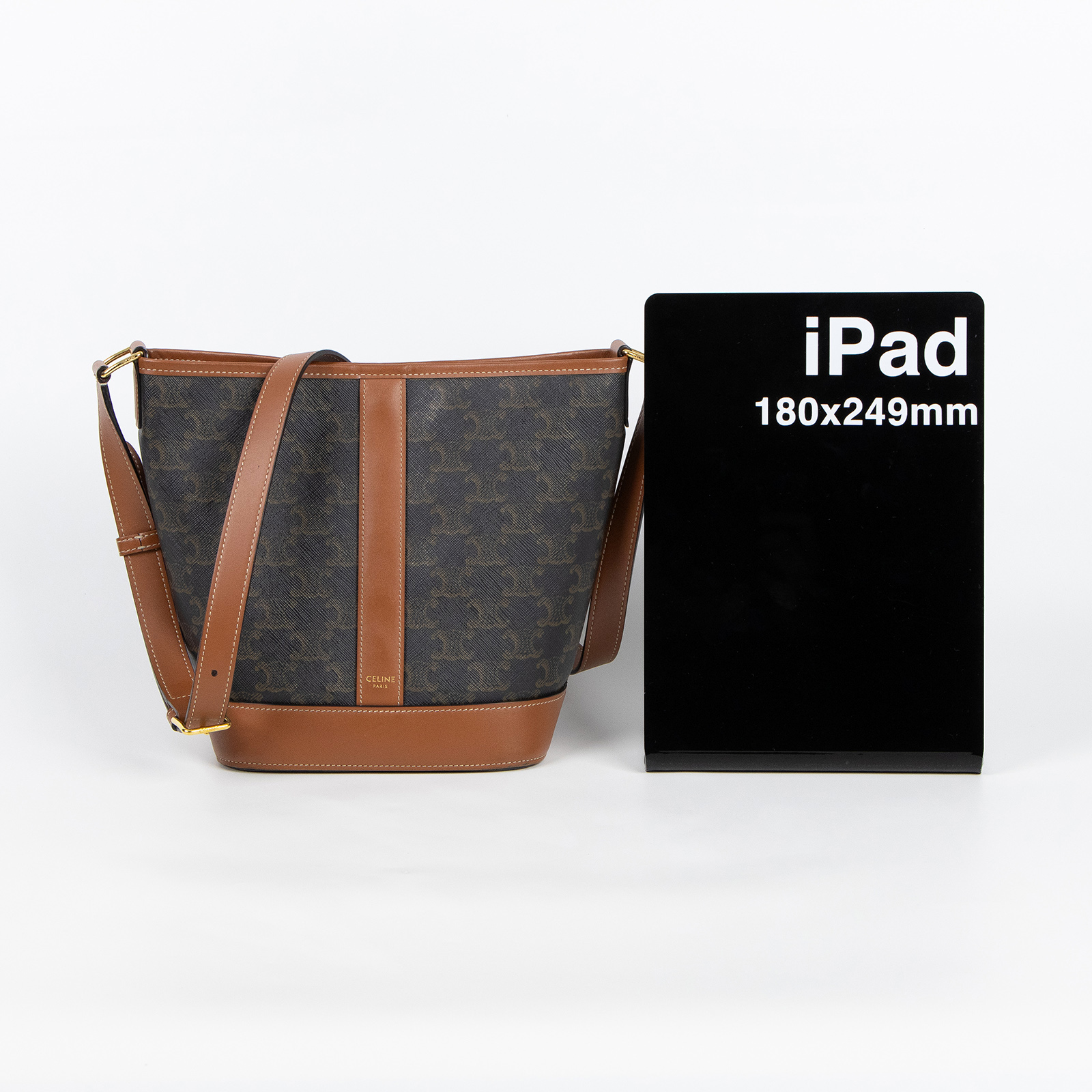 思琳 CELINE Triomphe帆布 小型 Bucket 肩背 水桶包 191442CAS 凱旋水桶包 小號 無附屬品