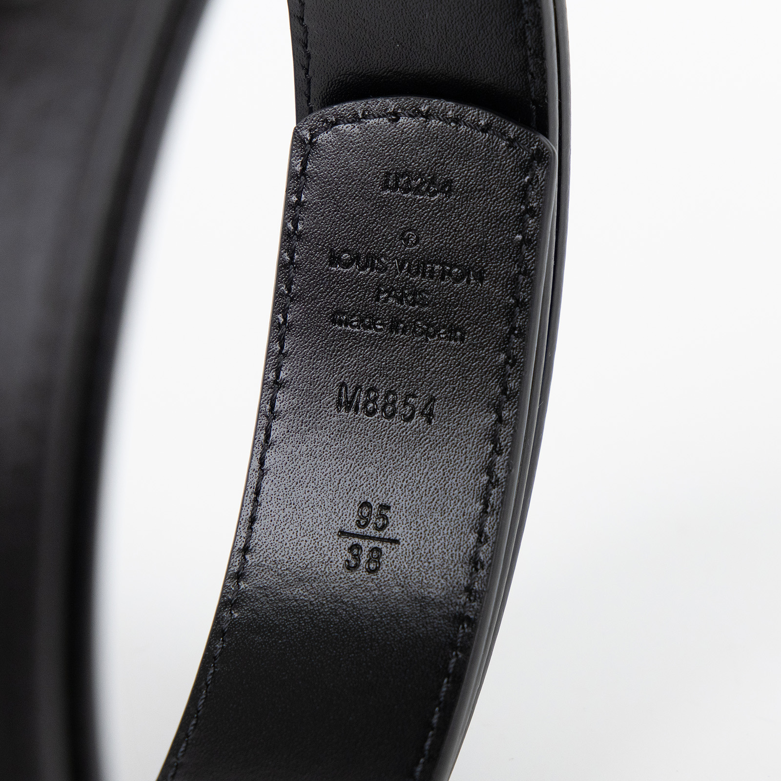 路易威登 LOUIS VUITTON LV Dimension 30 毫米雙面皮帶 M8854T Dimension 30 毫米雙面皮帶#95 原廠盒子/防塵袋