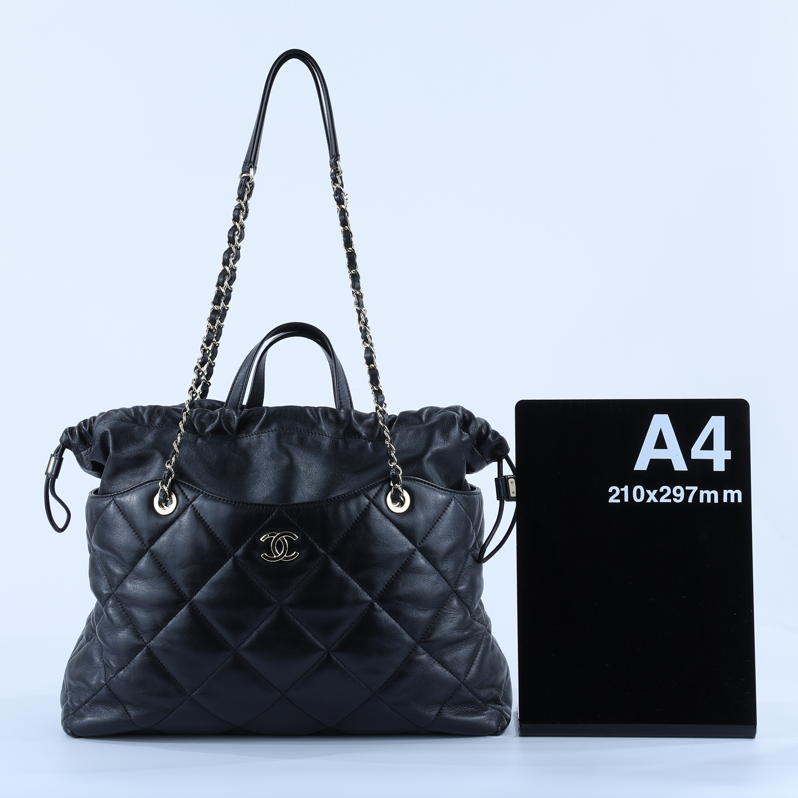 香奈兒 CHANEL 購物包 小型  28開黑束口肩背包 保證卡