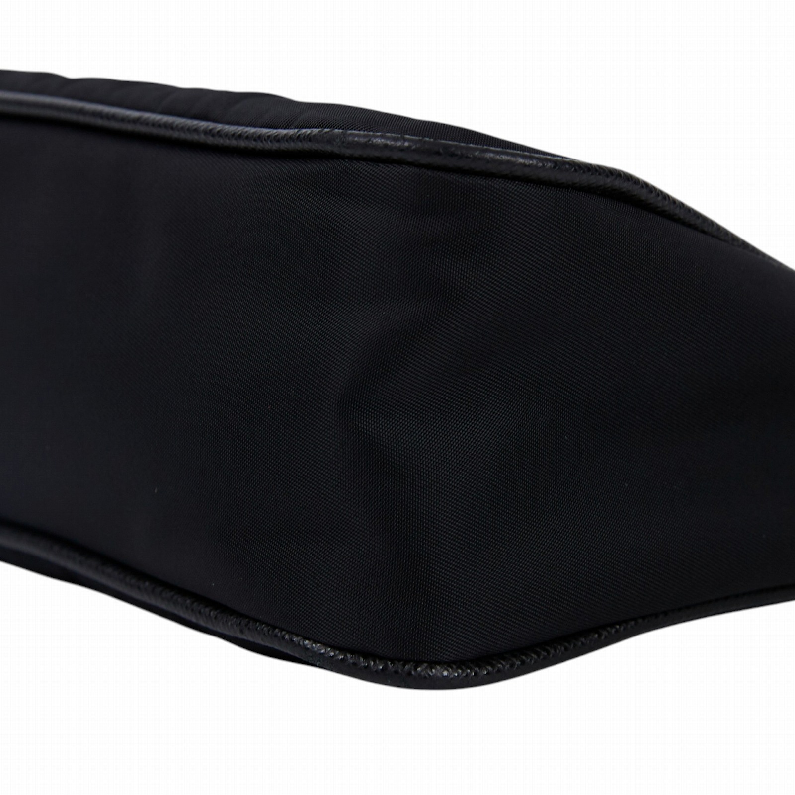 普拉達 PRADA Re-Edition 2005 Re-Nylon 手袋 1BH204_R064 黑銀三合一尼龍肩背包 無附屬品