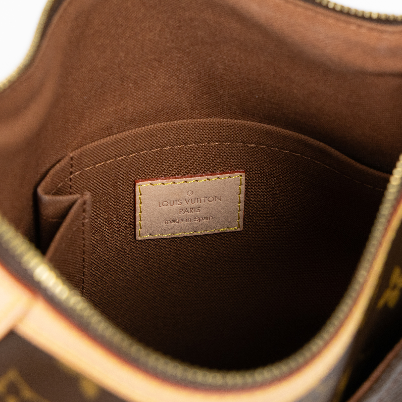 路易威登 LOUIS VUITTON Odeon PM 經典帆布 肩背 斜背包 M56390 原花Odeon PM 防塵袋