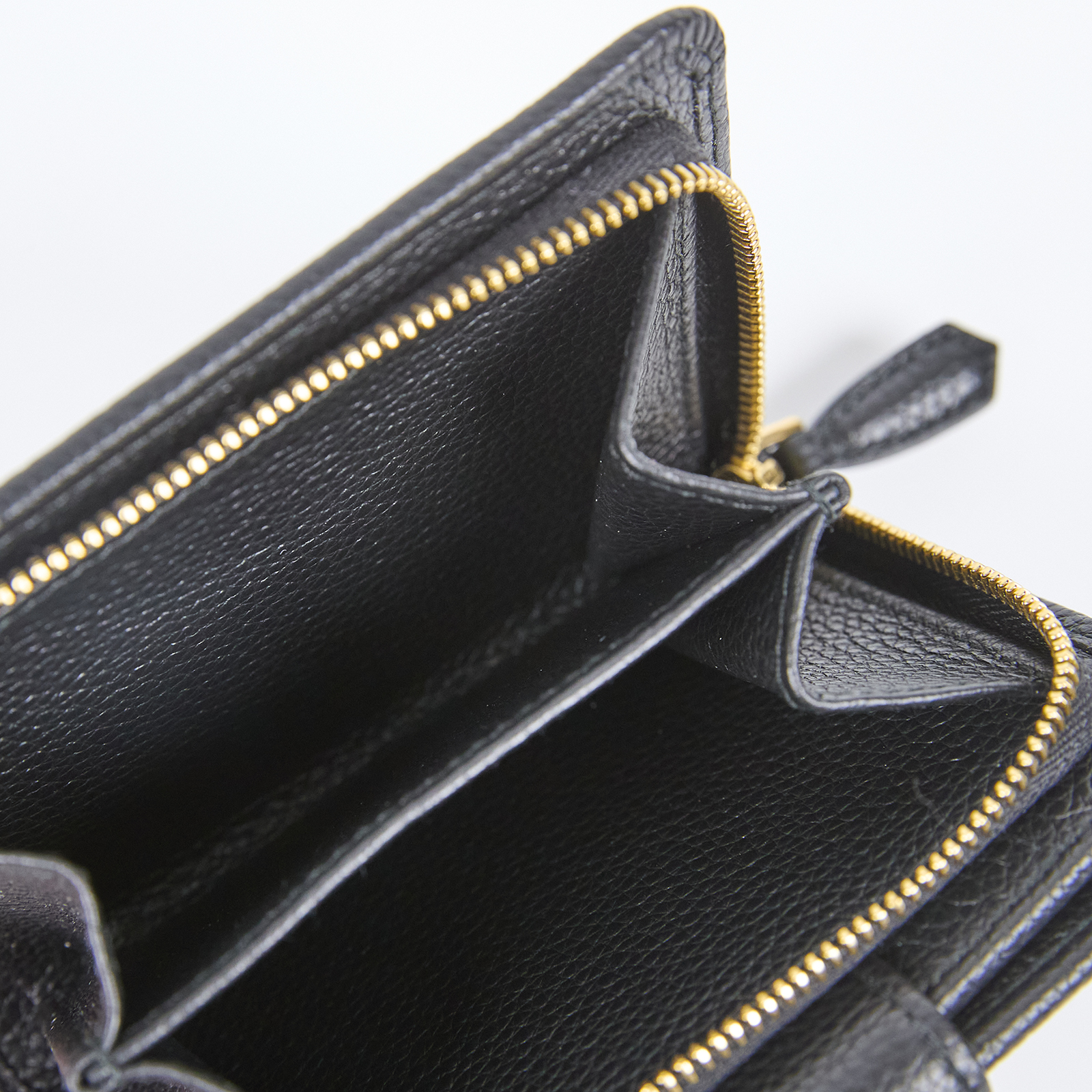 普拉達 PRADA 皮革 錢包 短夾 1ML018_2E3A 黑色中夾 原廠盒子/保證卡/購買證明