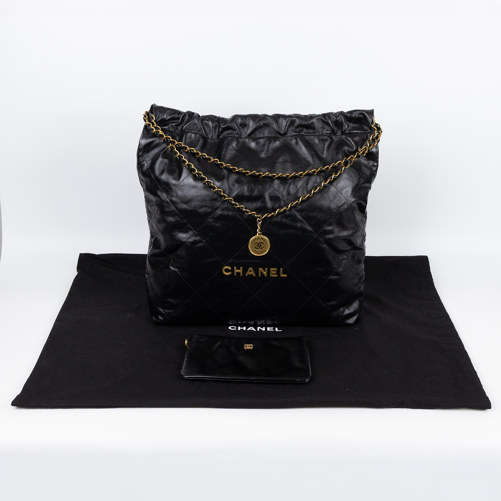 香奈兒 CHANEL 22 大型 肩背包 購物包 束口包  晶片款 黑金22包 大號 防塵袋