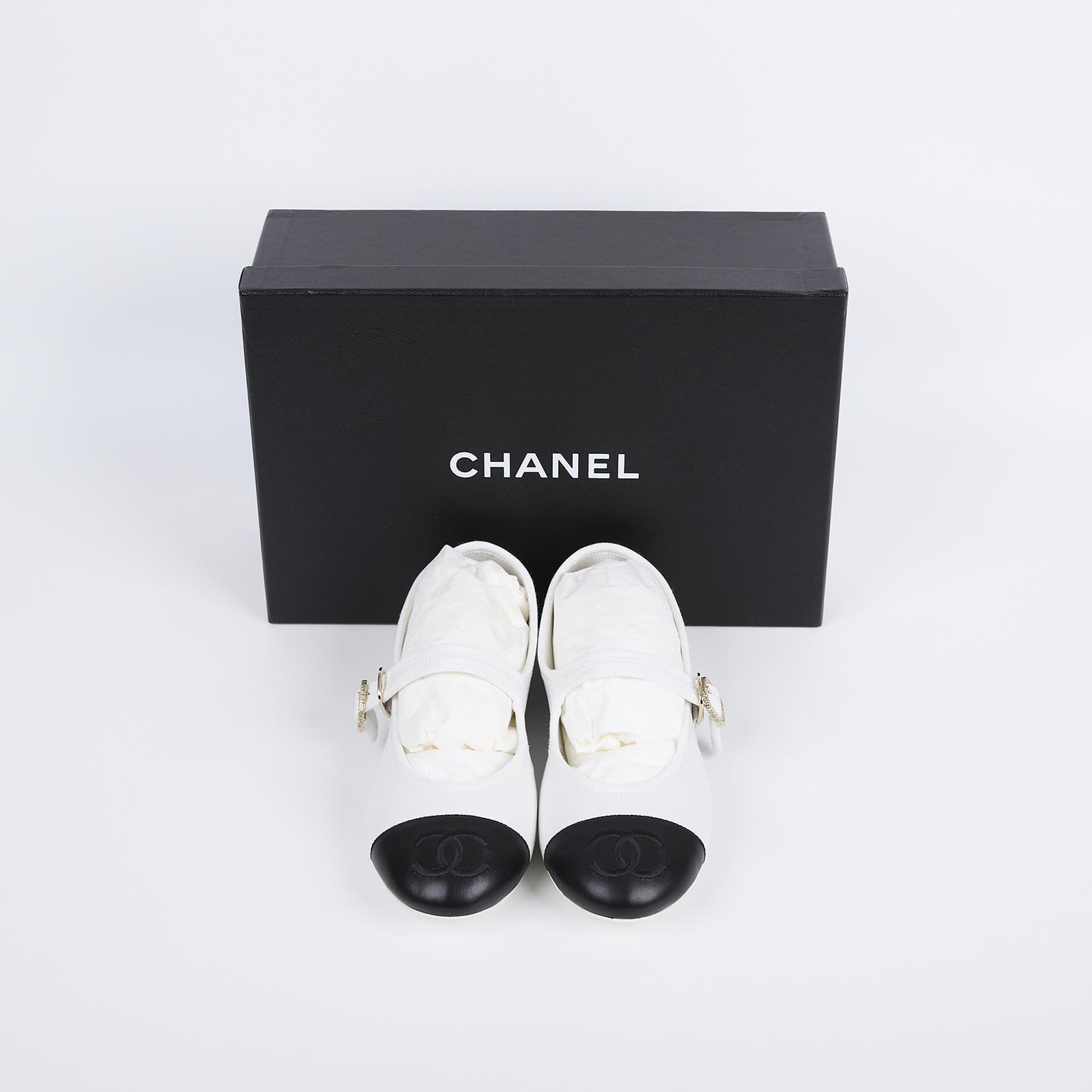 香奈兒 CHANEL CC LOGO 娃娃鞋 休閒鞋 G46467_375 白平底鞋#37.5 原廠盒子