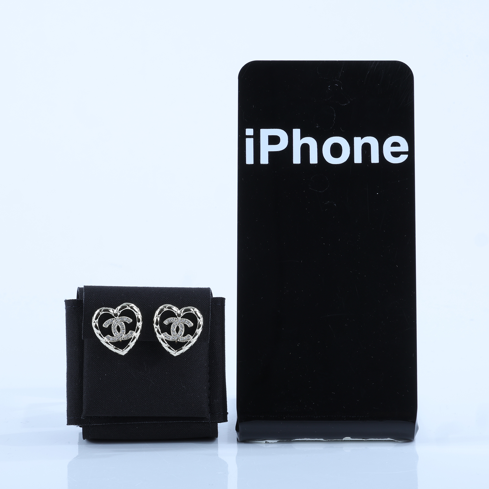 香奈兒 CHANEL CC LOGO 夾式 耳環 1176759956394B25 A 愛心雙C水鑽夾式耳環 原廠盒子/內襯