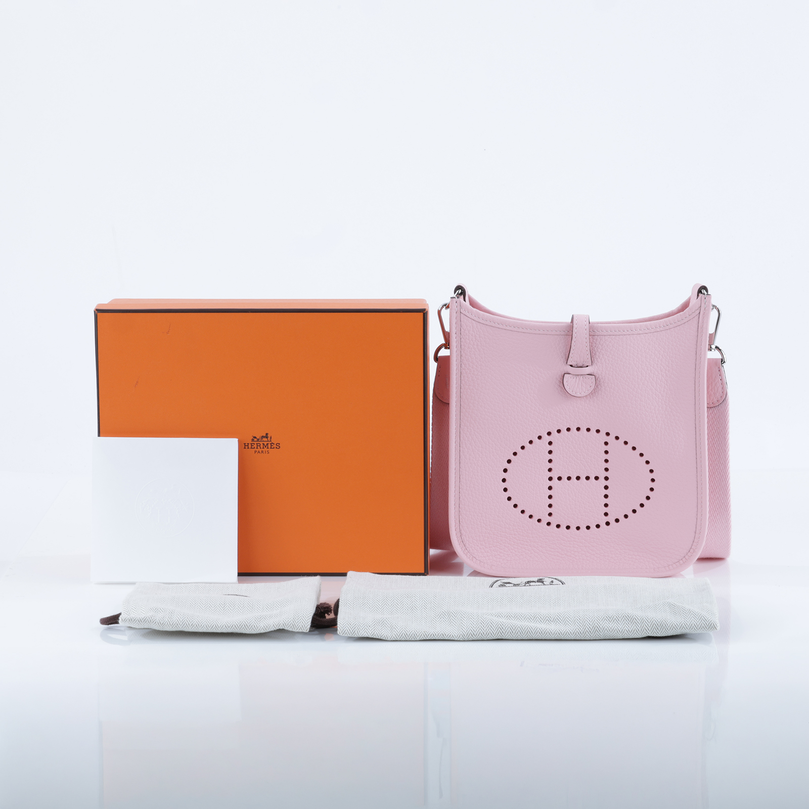 愛馬仕 Hermes Evelyne Bag Mini 伊芙琳包 Evelyne 16 櫻花粉色 銀色五金 H085945CK3Q /KMN006KD  原廠盒子/防塵袋