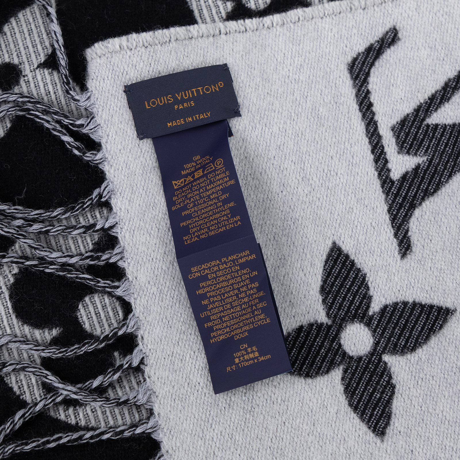 路易威登 LOUIS VUITTON LV Essential 圍巾 黑色 M77853 黑灰ESSENTIAL雙面圍巾 無附屬品