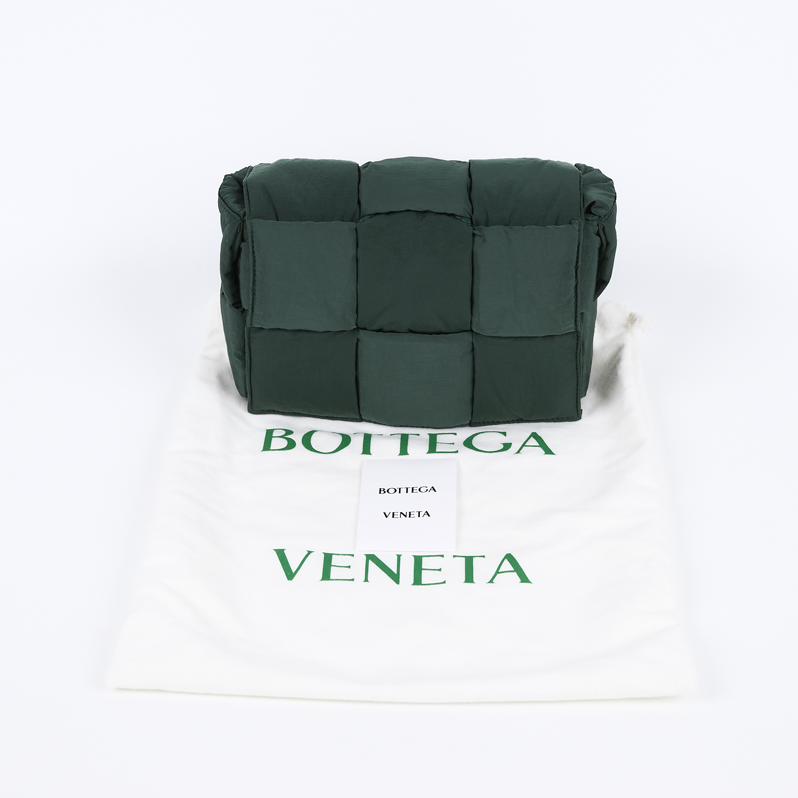寶緹嘉 BOTTEGA VENETA Small Padded Tech Cassette 肩背包 755182VBO81  防塵袋