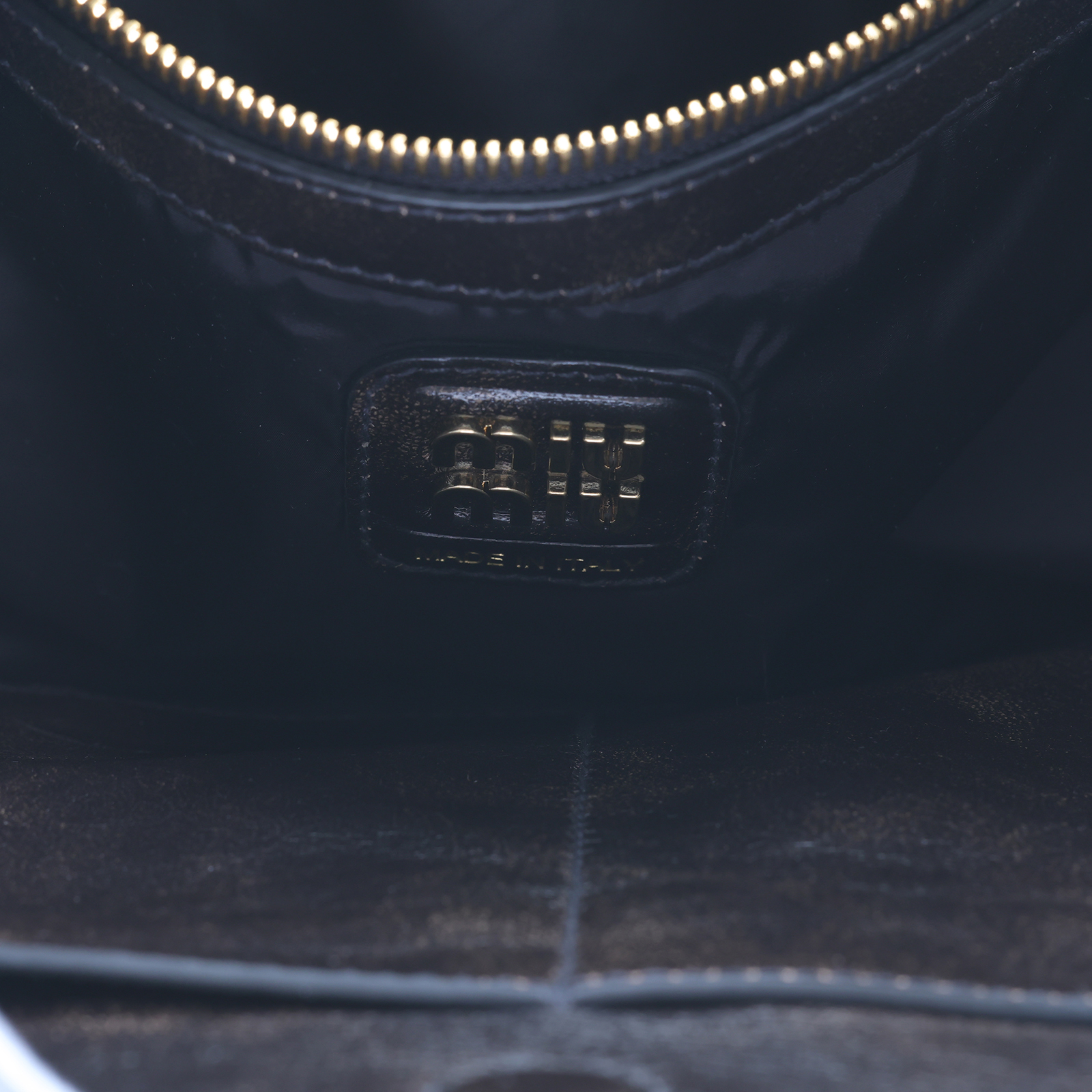 繆繆 MIU MIU Hobo 手提 肩背包 5BC155_2F6P 仿舊棕HOBO 防塵袋