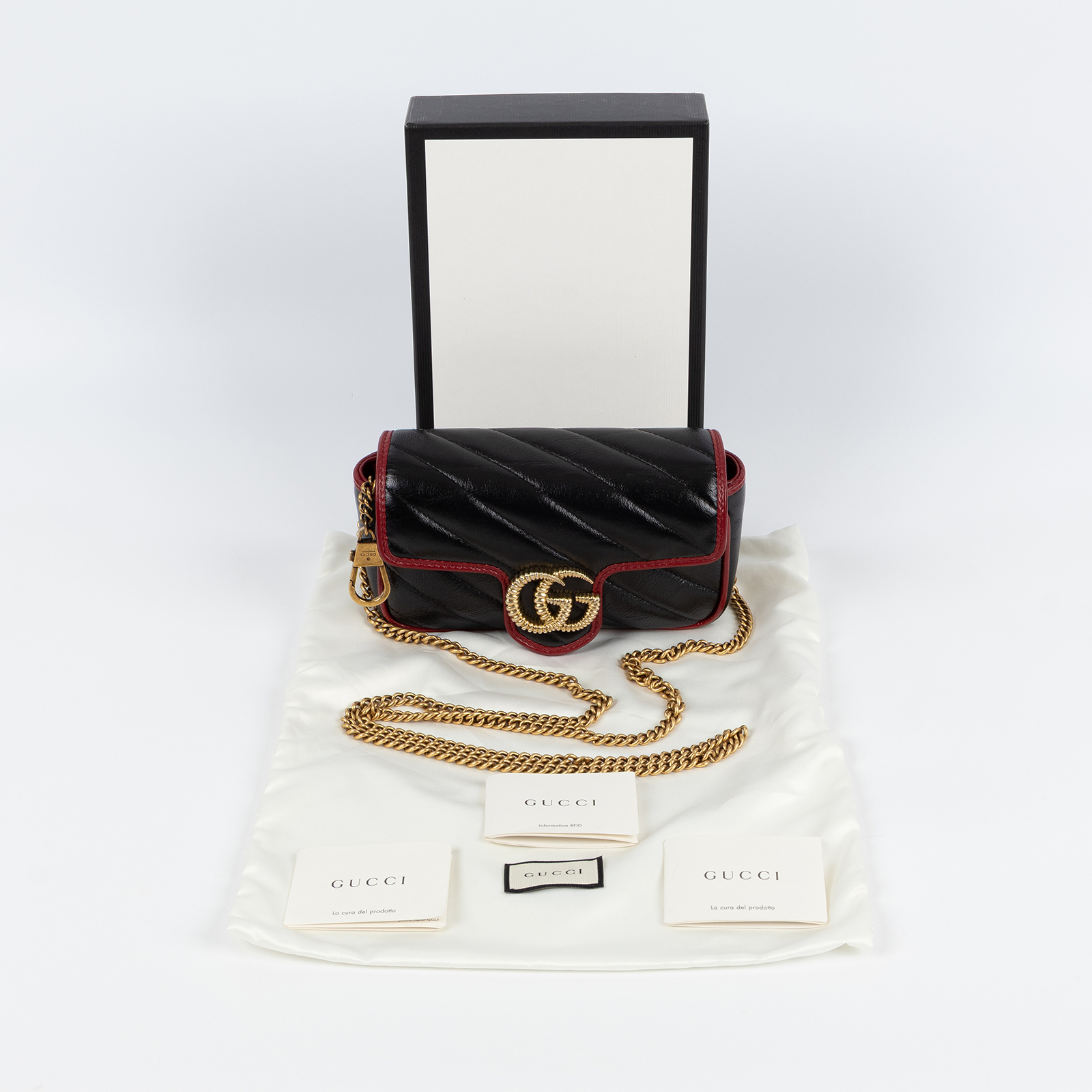 古馳 GUCCI GG Marmont 絎縫 斜背包 肩背包 手拿包 574969 0OLFX 黑MARMONT MINI 原廠盒子/防塵袋