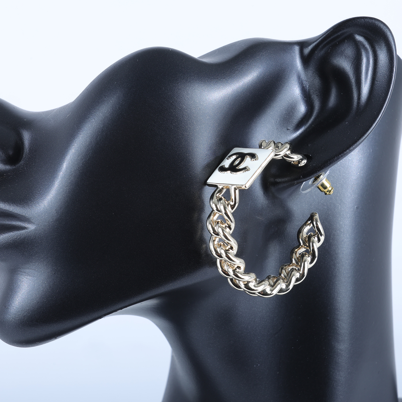 香奈兒 CHANEL CC LOGO 耳環 耳釘 B22 A 白方塊鍊圈耳環 無附屬品