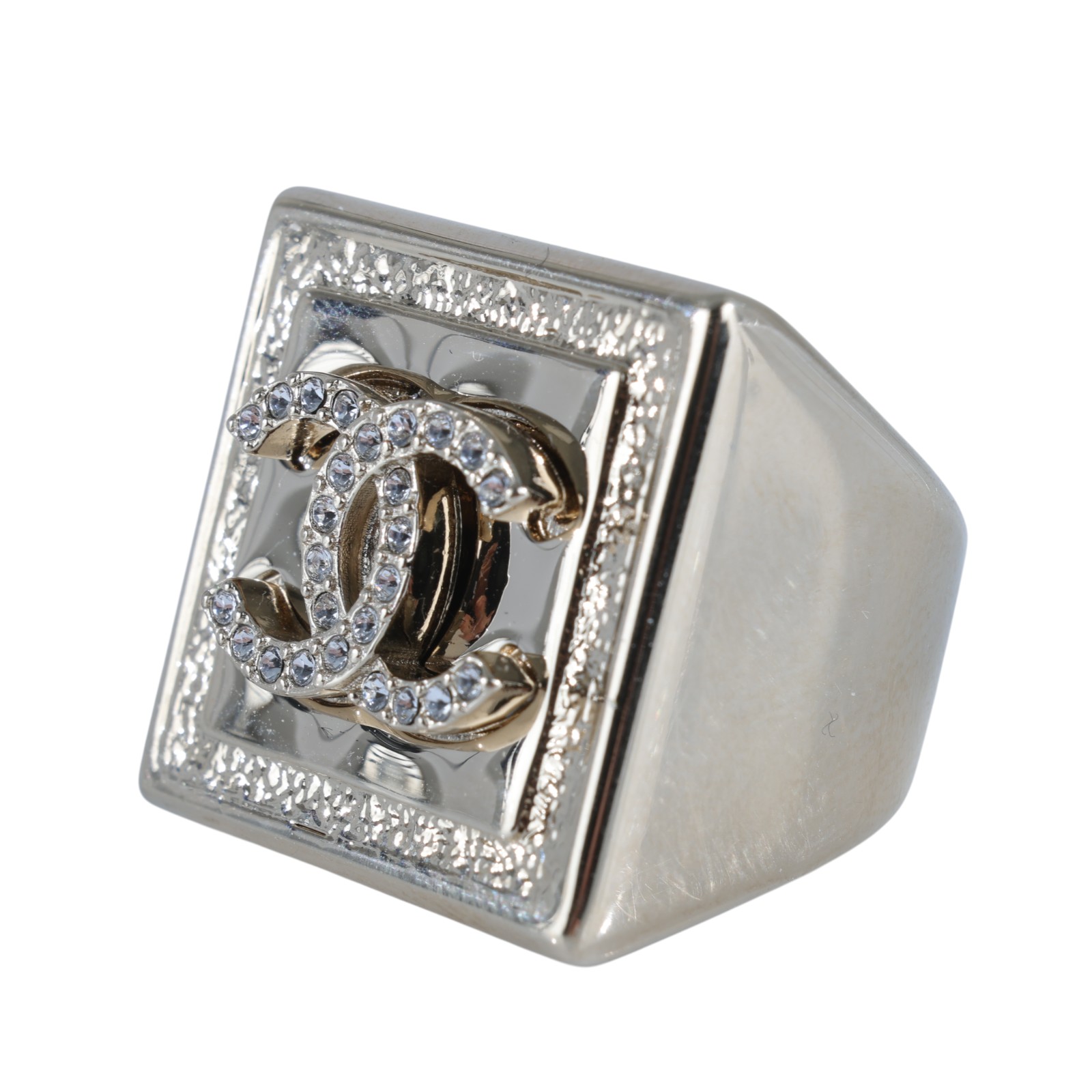 香奈兒 CHANEL CC LOGO 戒指 B23 P 淡金方形雙C水鑽戒指 無附屬品