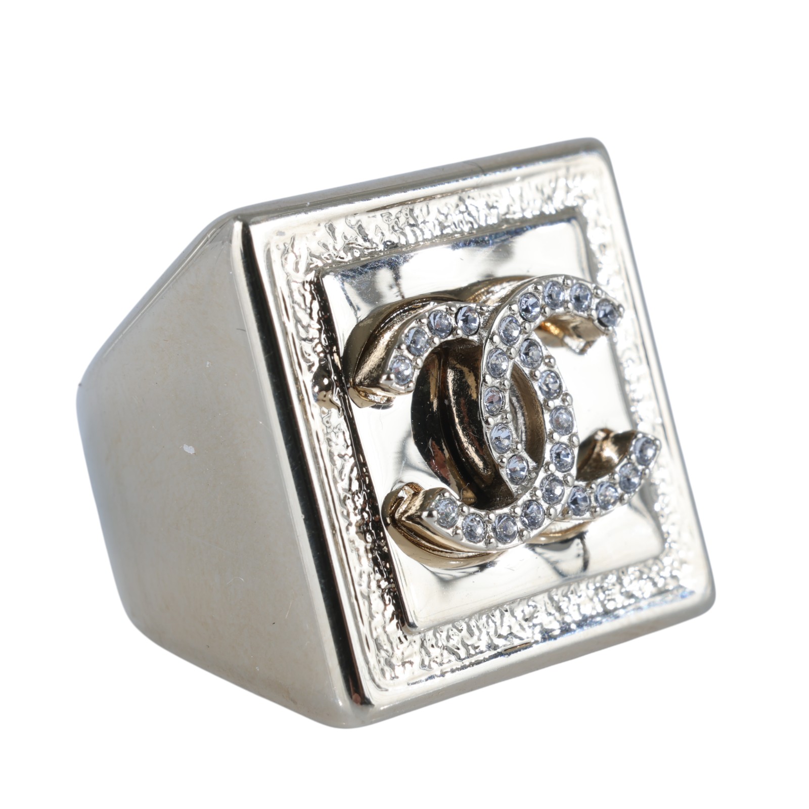 香奈兒 CHANEL CC LOGO 戒指 B23 P 淡金方形雙C水鑽戒指 無附屬品