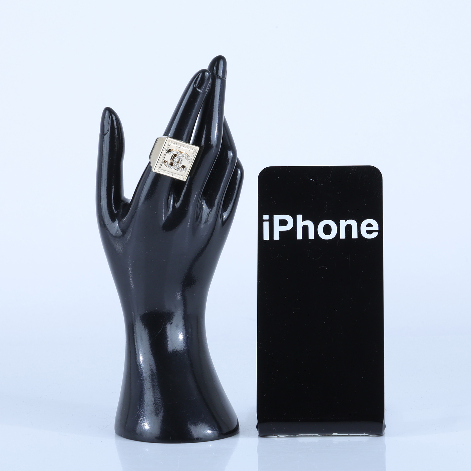 香奈兒 CHANEL CC LOGO 戒指 B23 P 淡金方形雙C水鑽戒指 無附屬品