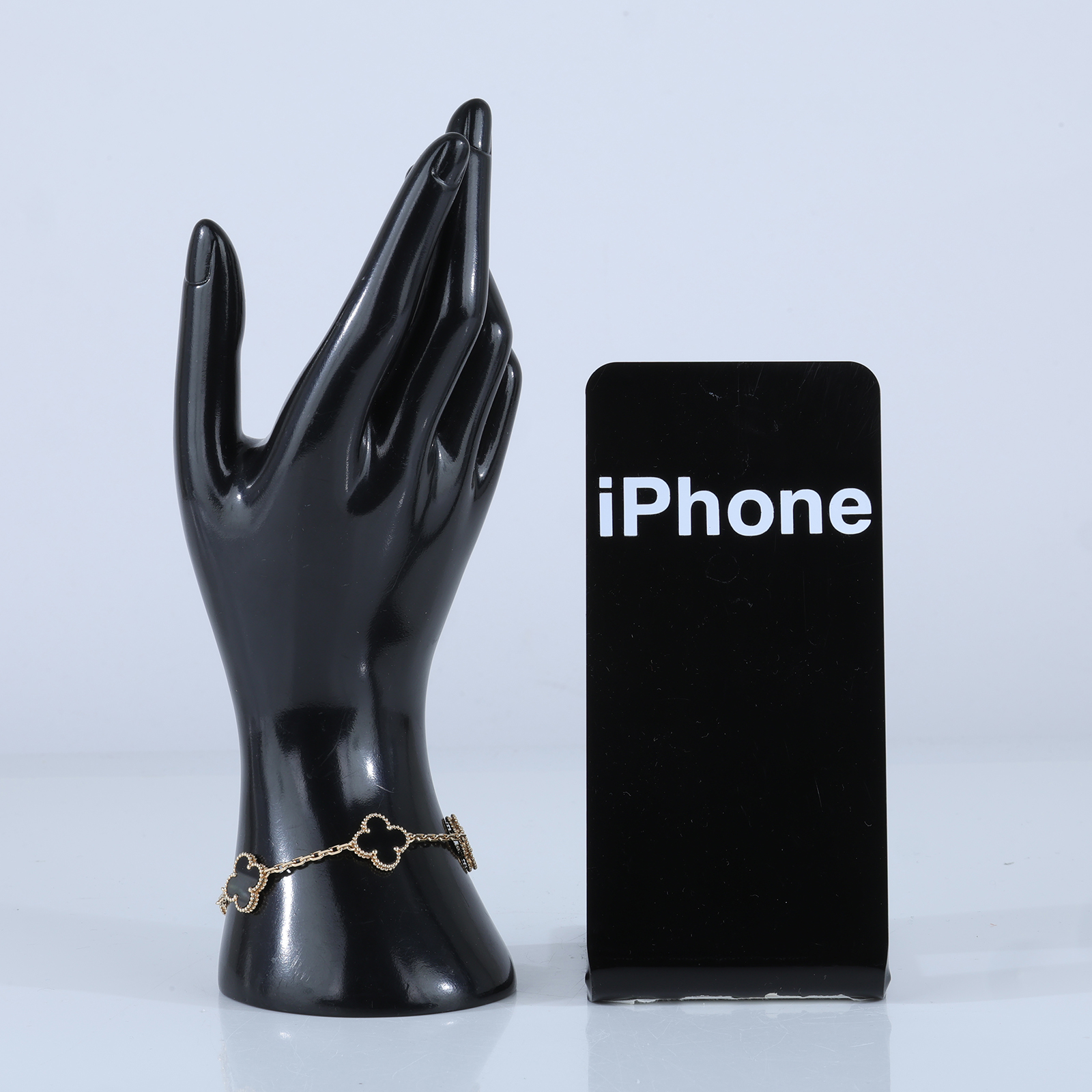 梵克雅寶 Van Cleef & Arpels Vintage Alhambra手鍊 5枚四葉幸運圖騰 VCARA41300  原廠盒子/防塵袋/保書/購買證明