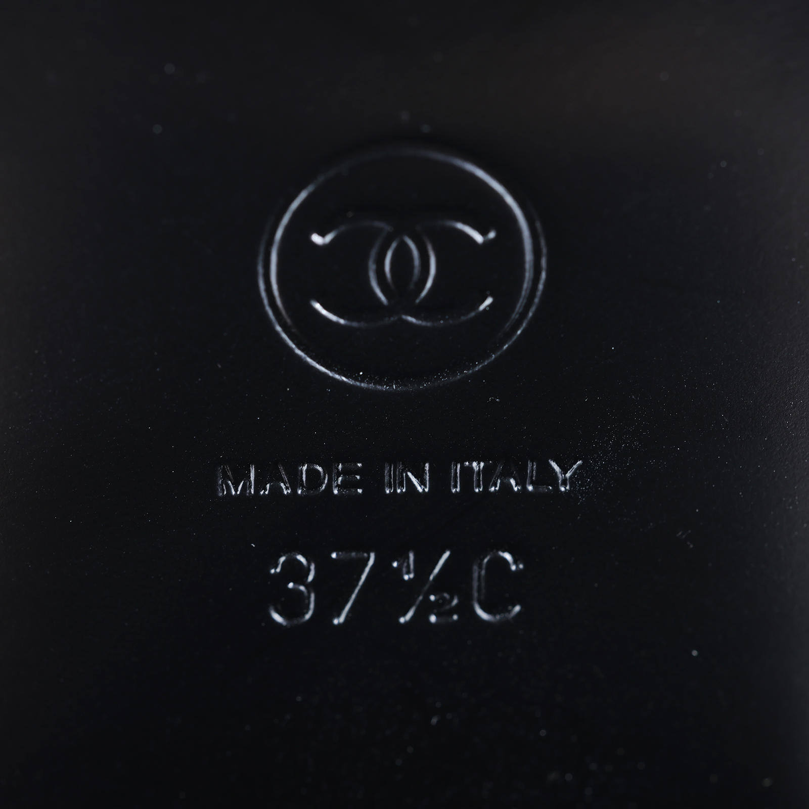 香奈兒 CHANEL interlocking cc logo 戰鬥靴 短靴 31770723719011 銀黑綁帶中筒靴 防塵袋