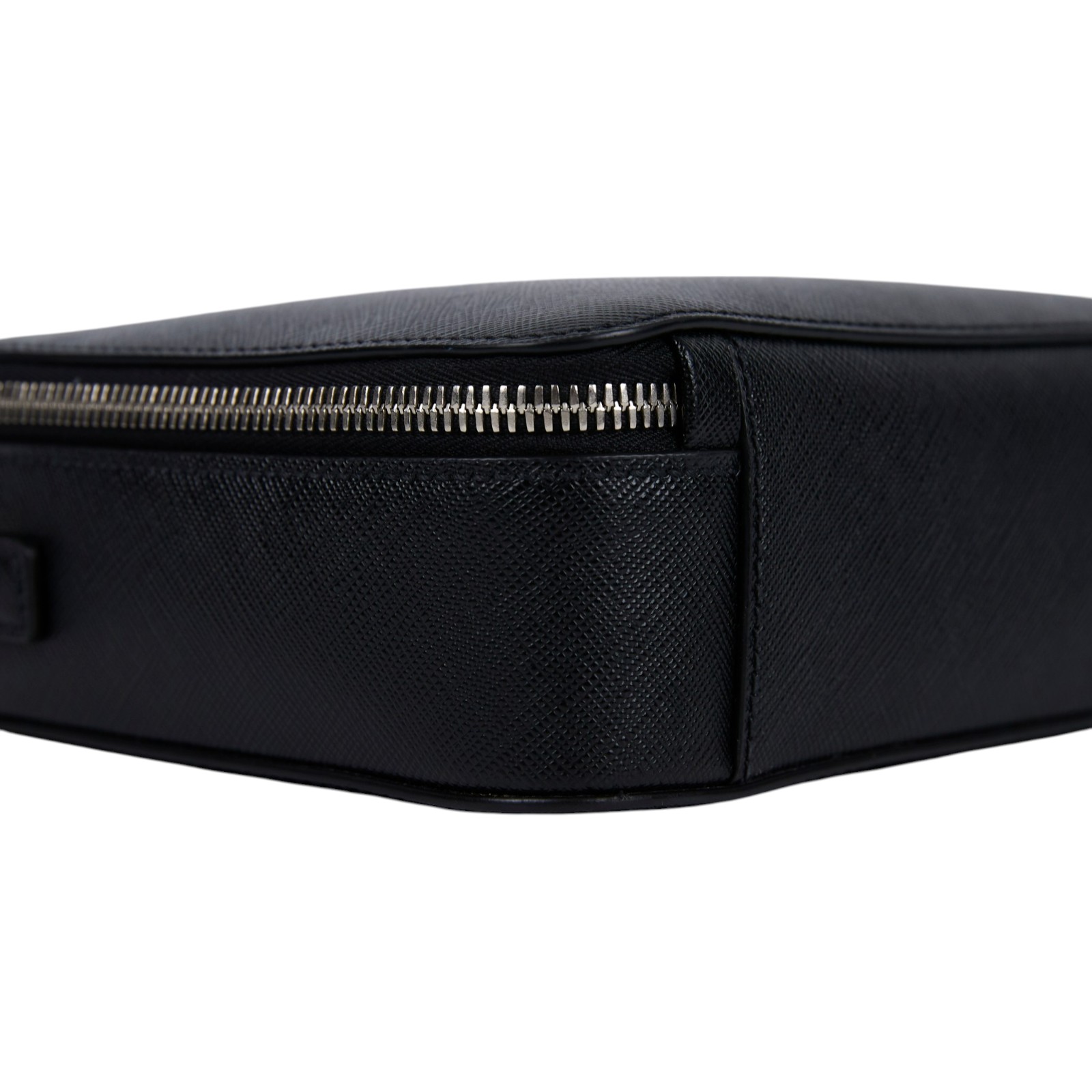 普拉達 PRADA Brique Saffiano皮革手袋 2VH069_9Z2 黑Brique Saffiano皮革手袋 防塵袋