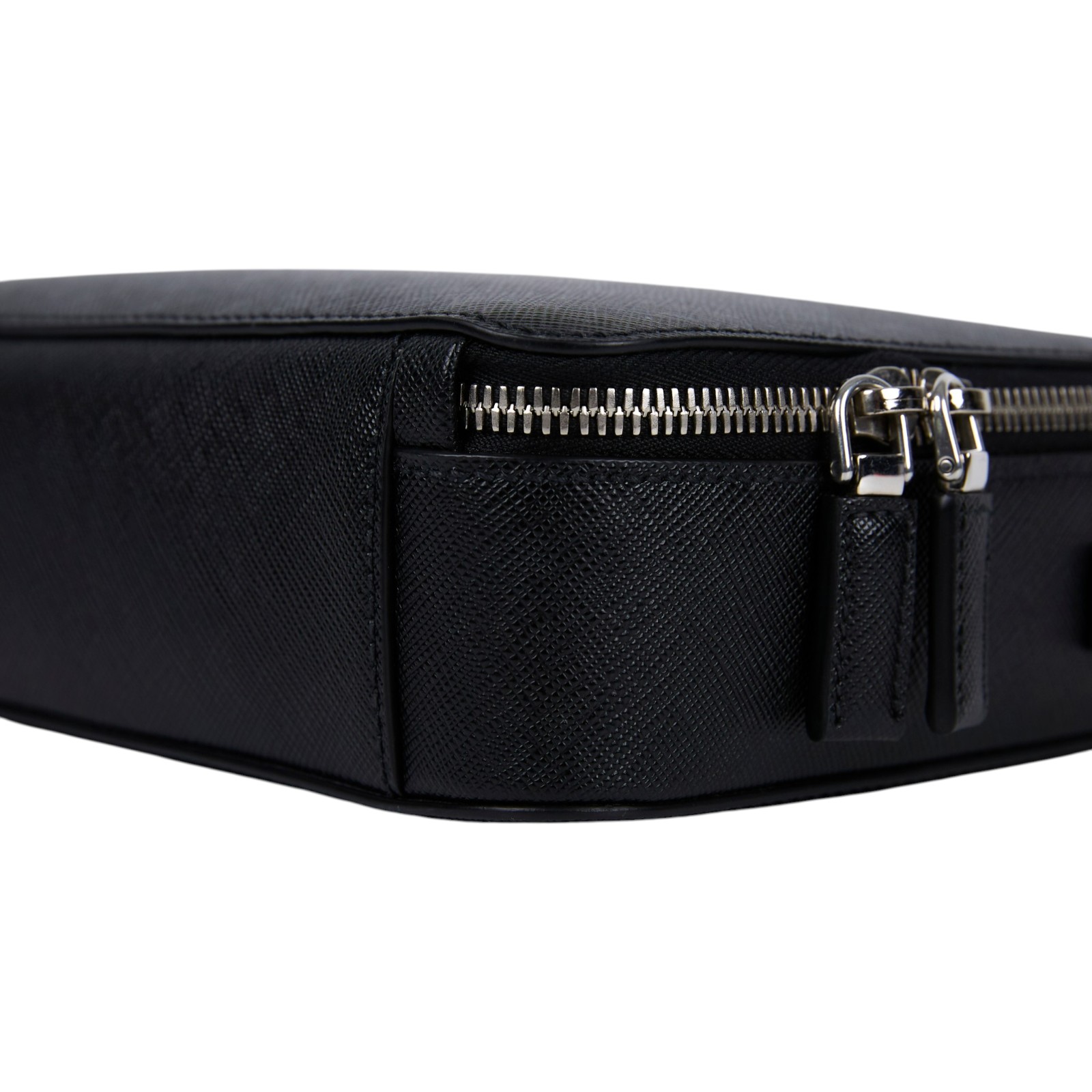 普拉達 PRADA Brique Saffiano皮革手袋 2VH069_9Z2 黑Brique Saffiano皮革手袋 防塵袋