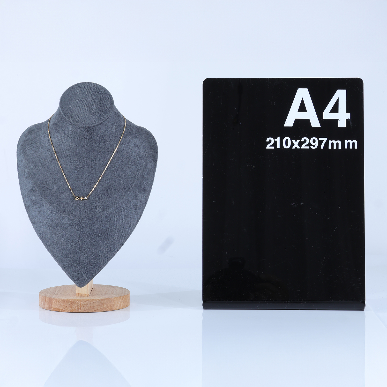 路易威登 LOUIS VUITTON Petit Louis 項鍊 M00368 金Petit Louis 項鍊項鍊 原廠盒子/防塵袋