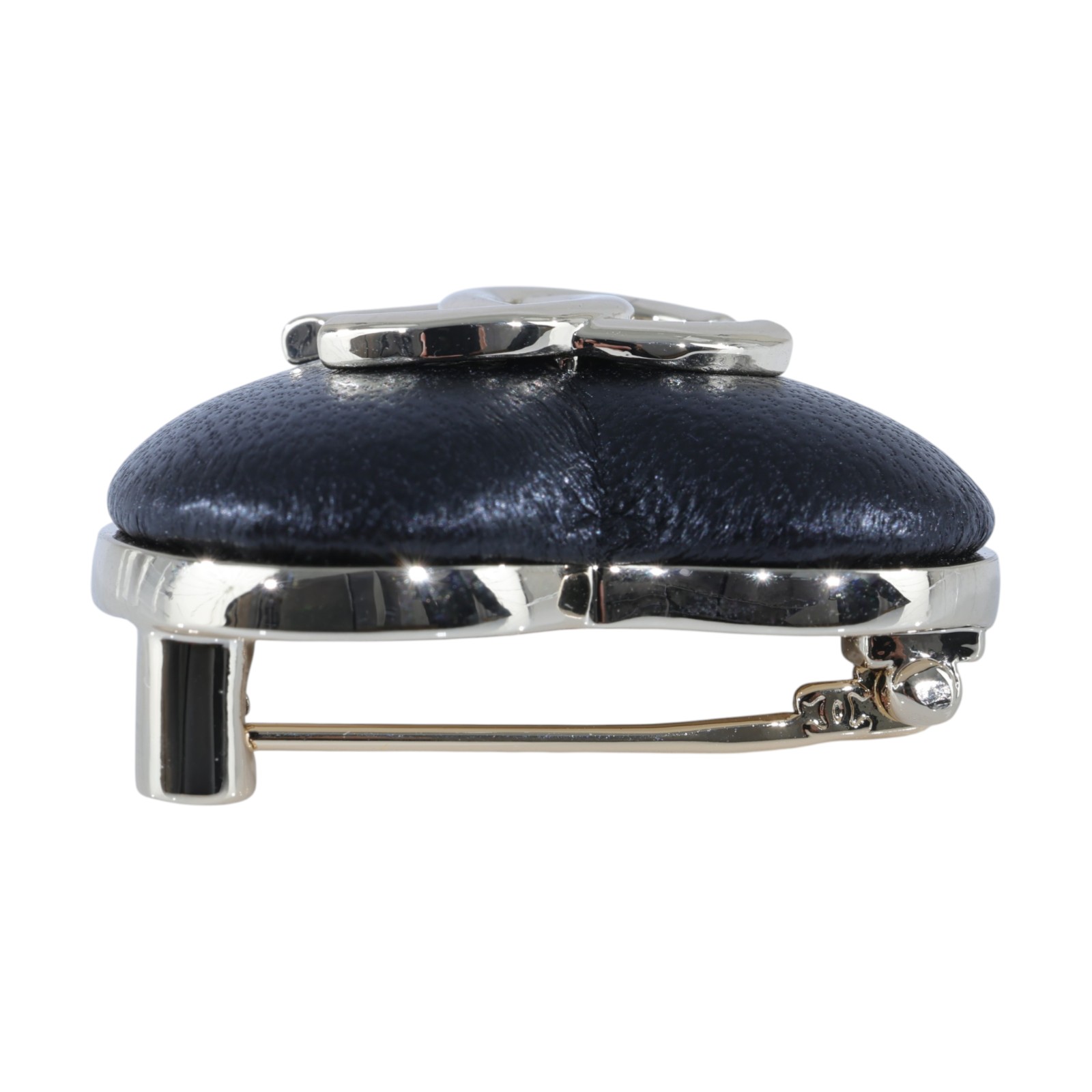 香奈兒 CHANEL CC LOGO 胸針 B22K 淡金黑愛心胸針 無附屬品