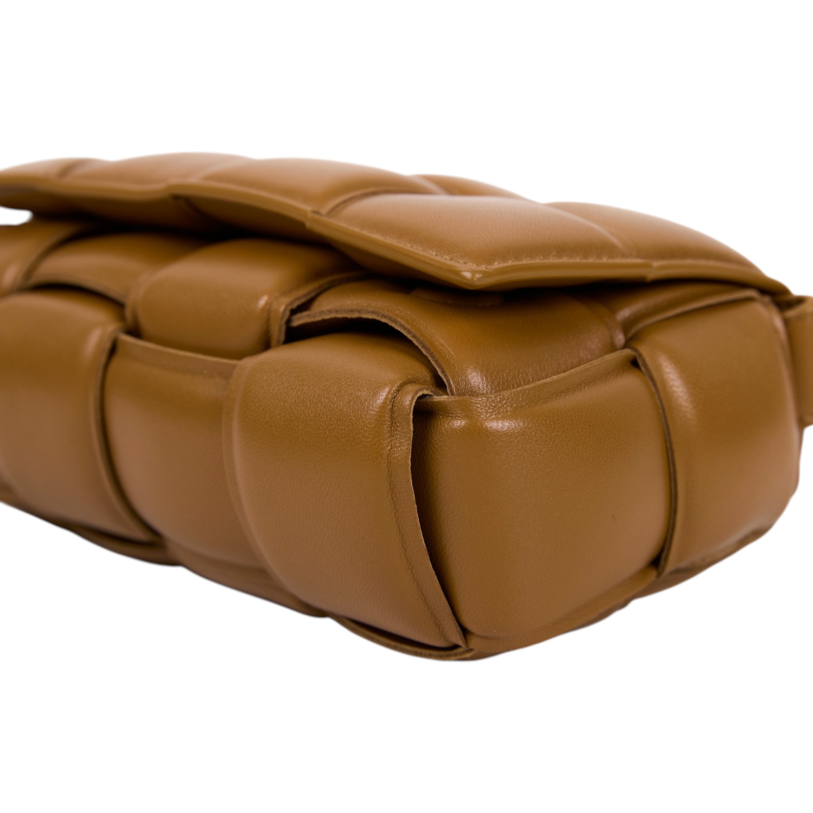 寶緹嘉 BOTTEGA VENETA Padded Cassette Maxi Intrecciato 編織包 710075VCQR  防塵袋