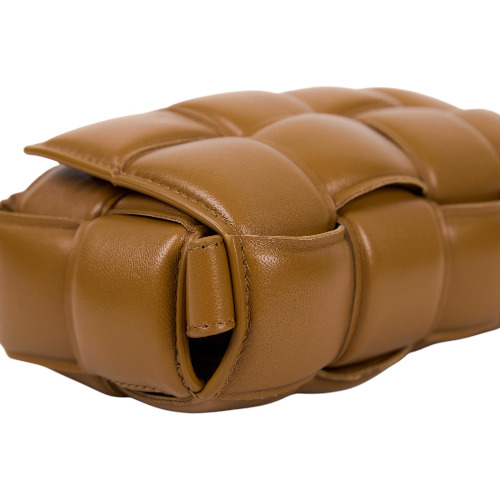 寶緹嘉 BOTTEGA VENETA Padded Cassette Maxi Intrecciato 編織包 710075VCQR  防塵袋