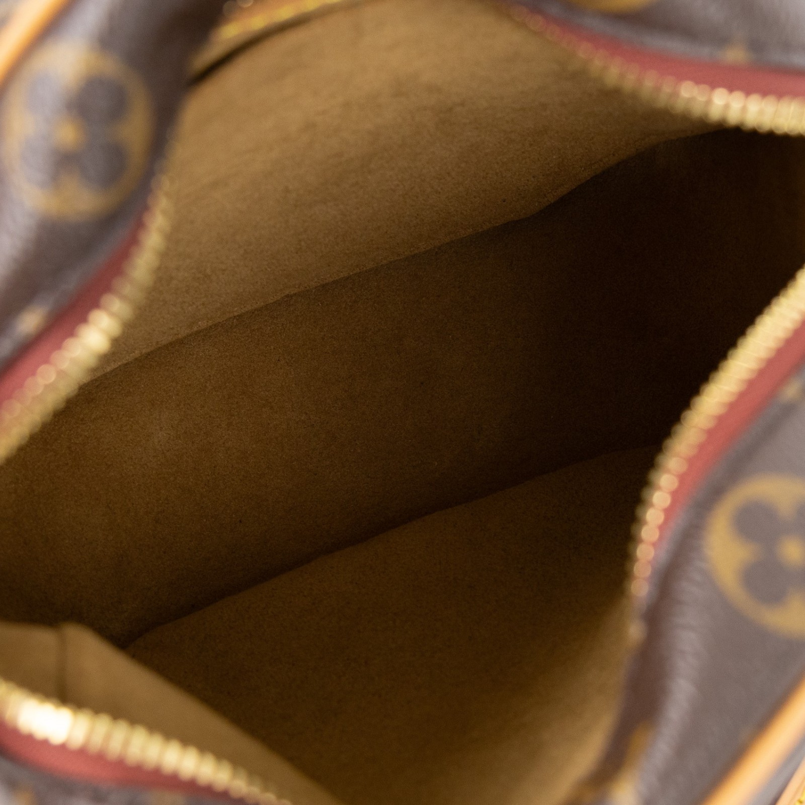 路易威登 LOUIS VUITTON Boite Chapeau Souple PM 圓餅包 肩背包 斜背包 M45149 晶片款  原廠盒子/防塵袋