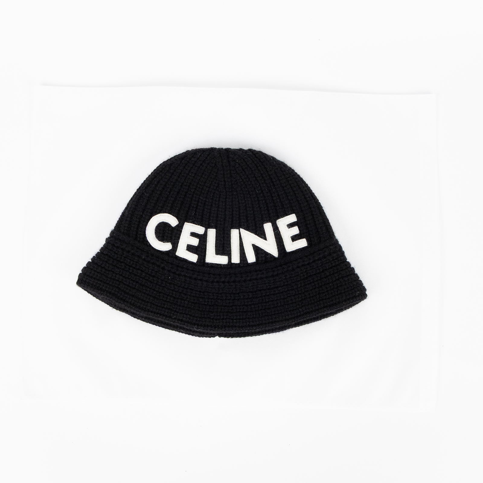 思琳 CELINE 針織帽 2A47T384D 黑白字LOGO漁夫毛帽 無附屬品