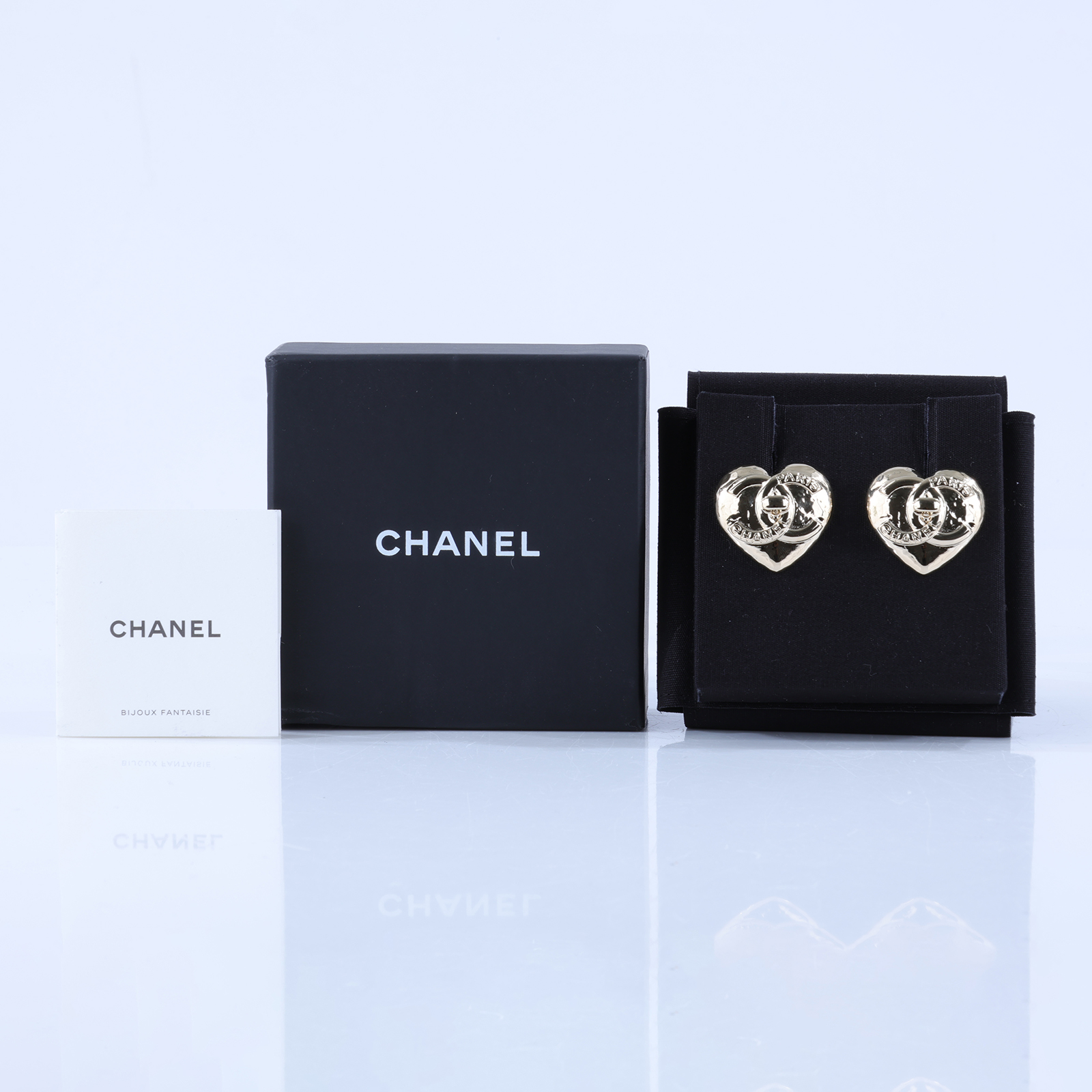 香奈兒 CHANEL CC LOGO 耳環 耳釘 B22B 金色雙C愛心耳環 原廠盒子/底襯