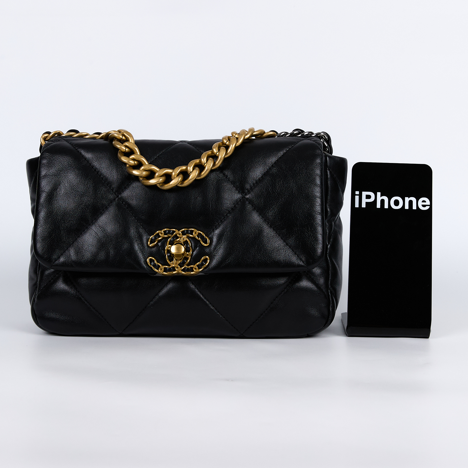 香奈兒 CHANEL 19 口蓋包 菱格紋 金銀鍊帶 手提 肩背包 AS1160 B04852 晶片款 黑金19包 26CM 原廠盒子/購買證明影本