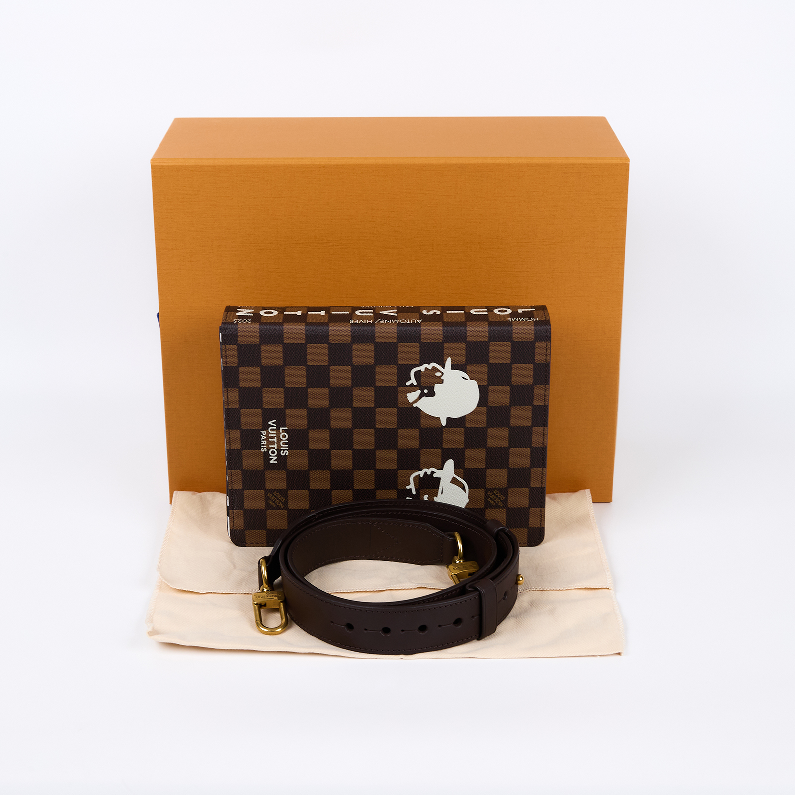 路易威登 LOUIS VUITTON Book 郵差包 手拿包 肩背包 斜背包 N40811 晶片款 Book 郵差包 2025限定款 原廠盒子/防塵袋/背帶