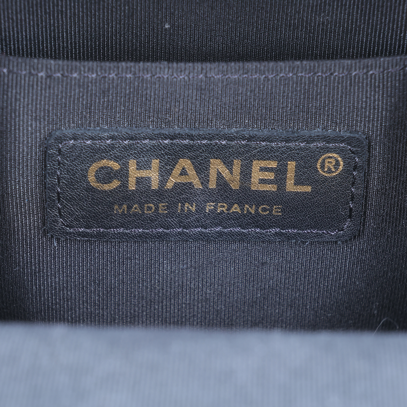 香奈兒 CHANEL 荔枝皮 小書包 迷你後背包  26開黑荔枝吊墜後背包 原廠盒子/防塵袋/保證卡