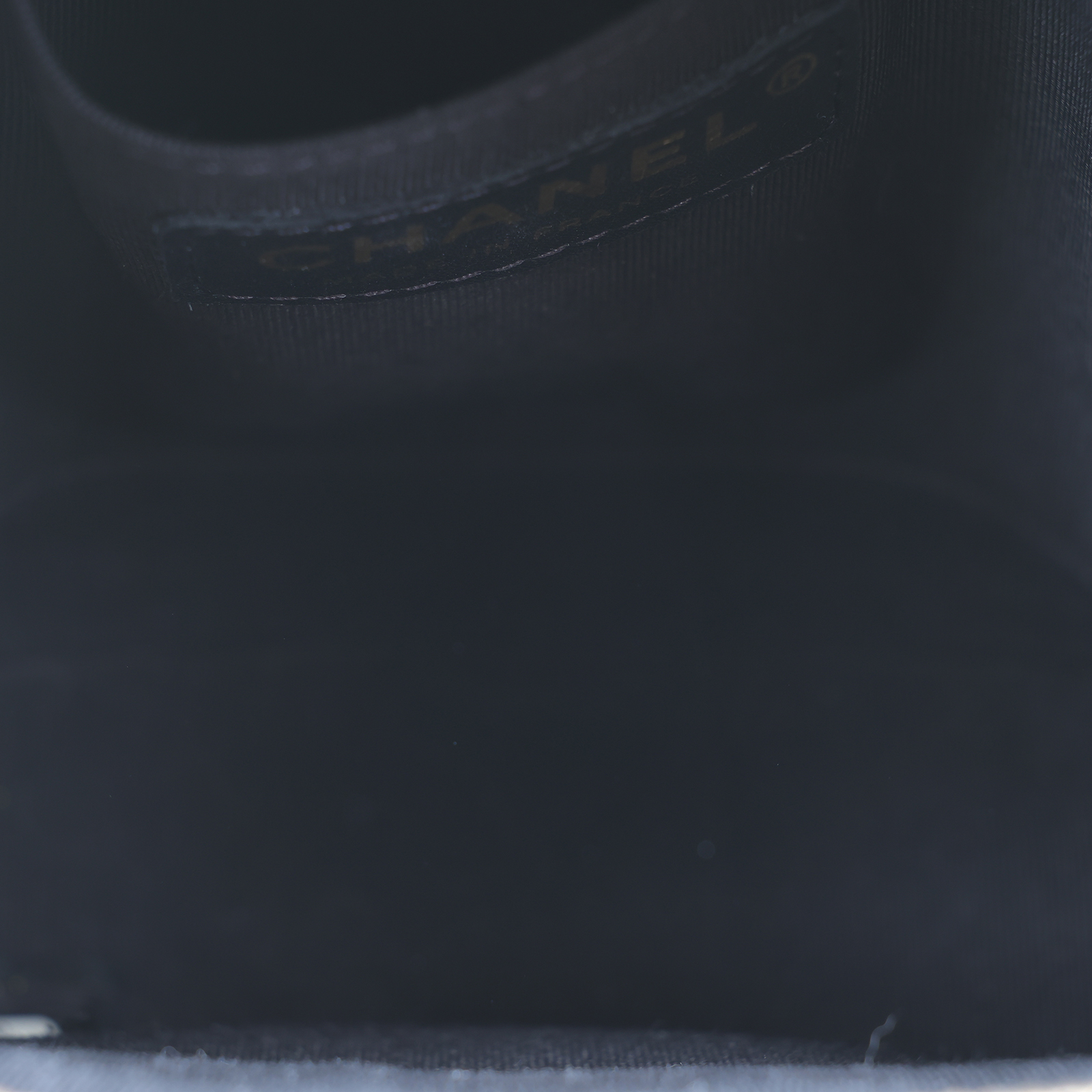 香奈兒 CHANEL 荔枝皮 小書包 迷你後背包  26開黑荔枝吊墜後背包 原廠盒子/防塵袋/保證卡