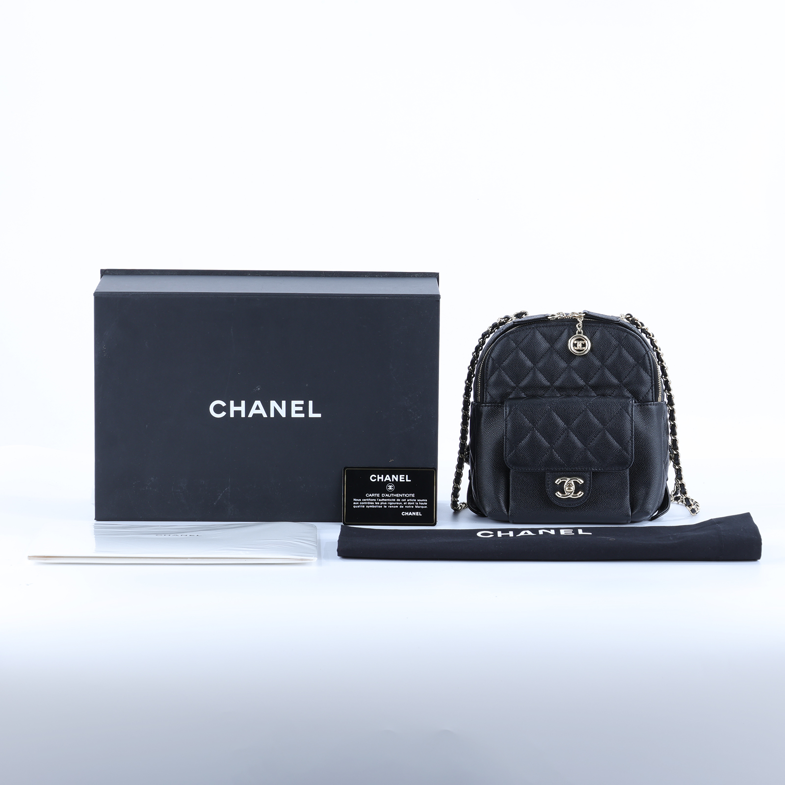 香奈兒 CHANEL 荔枝皮 小書包 迷你後背包  26開黑荔枝吊墜後背包 原廠盒子/防塵袋/保證卡