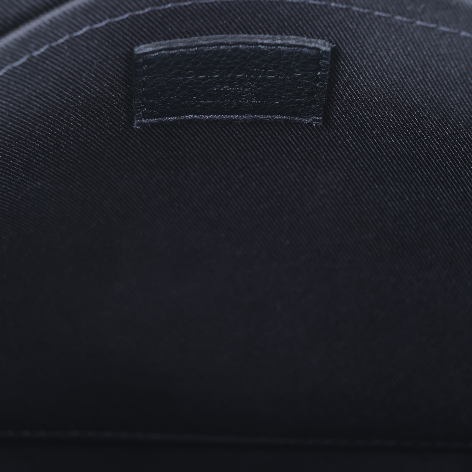 路易威登 LOUIS VUITTON Pochette Voyage Souple M82545 晶片款  原廠盒子