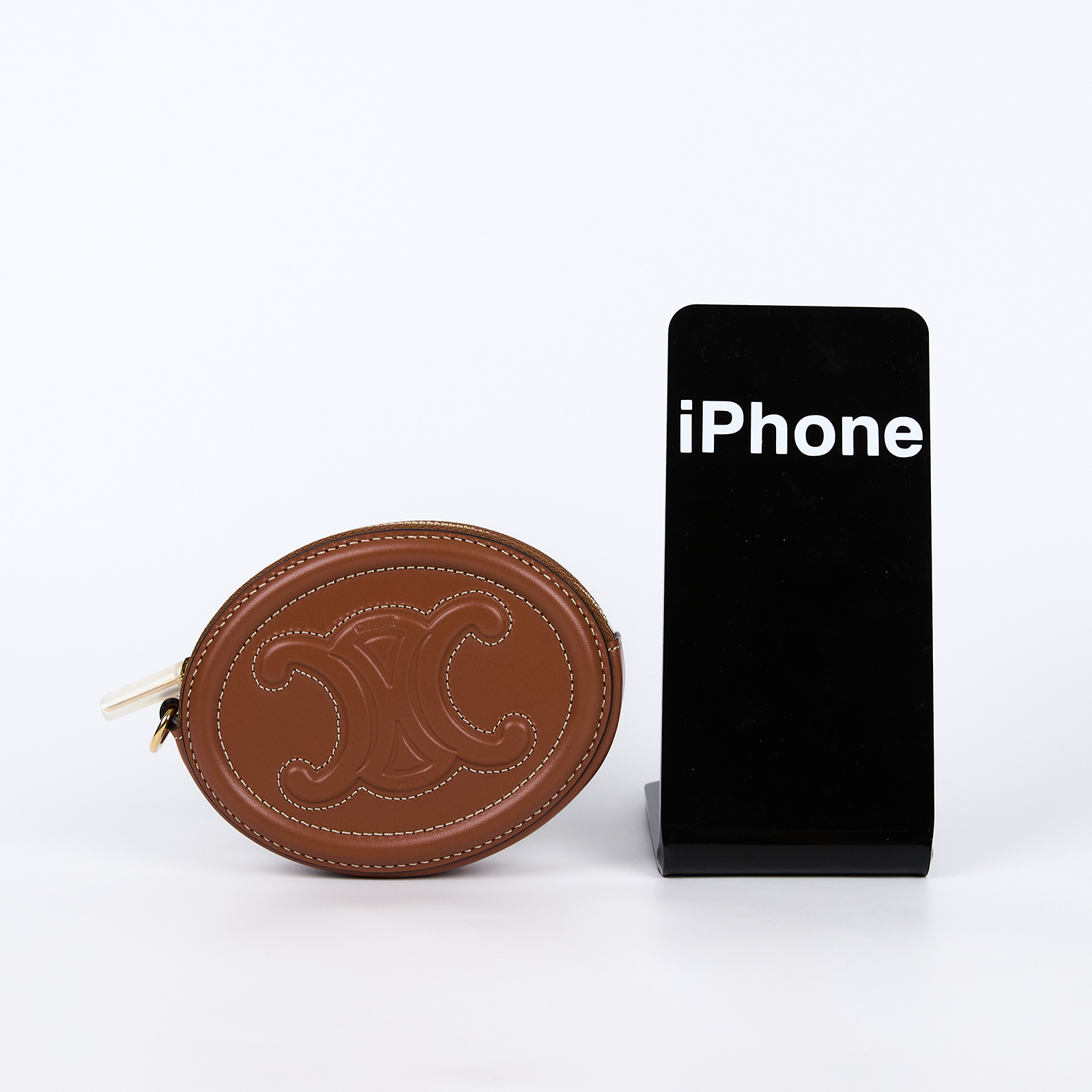 思琳 CELINE Triomphe 凱旋門 錢包 零錢包 手拿包 10I483DPQ 棕凱旋月餅零錢包 原廠盒子/防塵袋/國外購買證明影本