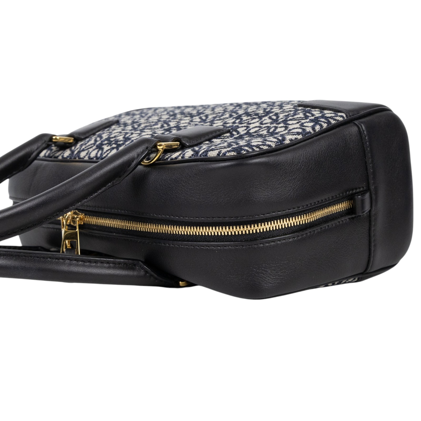 羅意威 LOEWE Amazona 23 bag 肩背 手提包 A039N07X03 黑AMAZONA23 防塵袋/鎖組/背帶