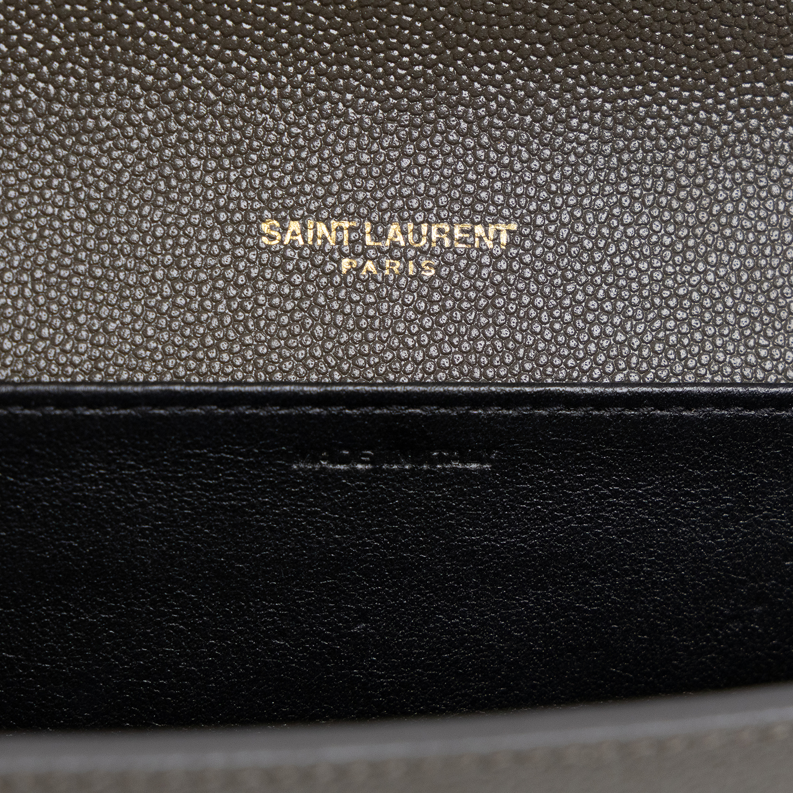 聖羅蘭 YSL SAINT LAURENT Uptown 粒面壓紋皮革 鏈條錢包 6077881GF0J 深灰信封WOC 原廠盒子/防塵袋